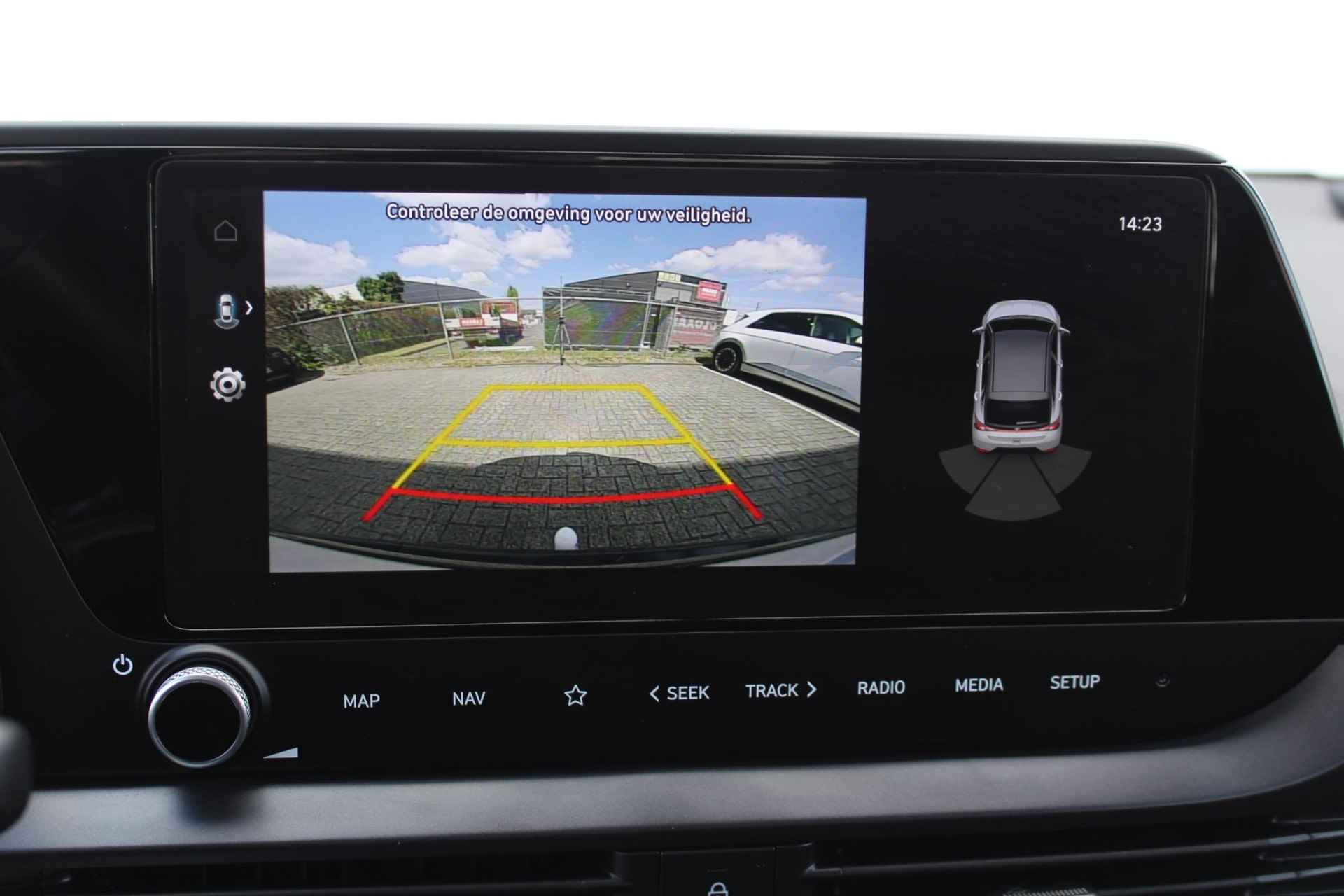 Hyundai Bayon 1.0 T-GDI Comfort Smart / Navigatie + Apple Carplay/Android Auto / Achteruitrijcamera / Cruise Control / Trekhaak (1110 KG) / Airco / - 11/40