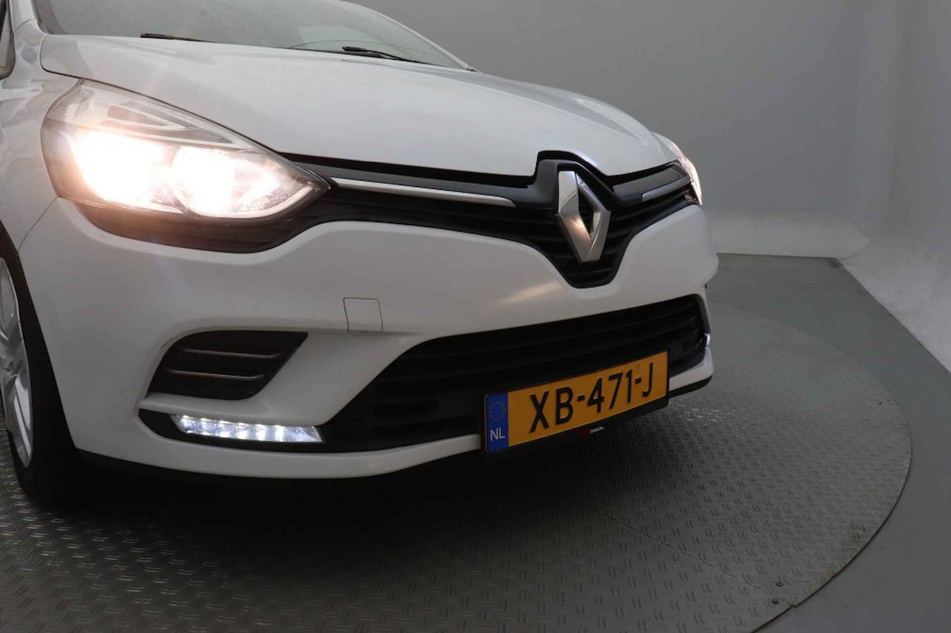 RENAULT Clio 1.5 dCi Zen - Navi, Trekhaak - 23/24