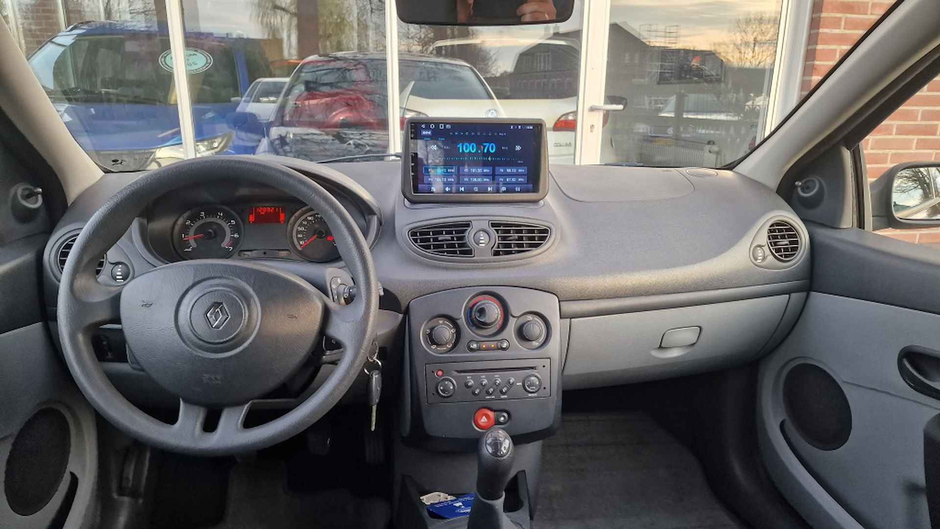 Renault Clio 1.4-16V Dynamique S, Carplay, Airco, - 3/18