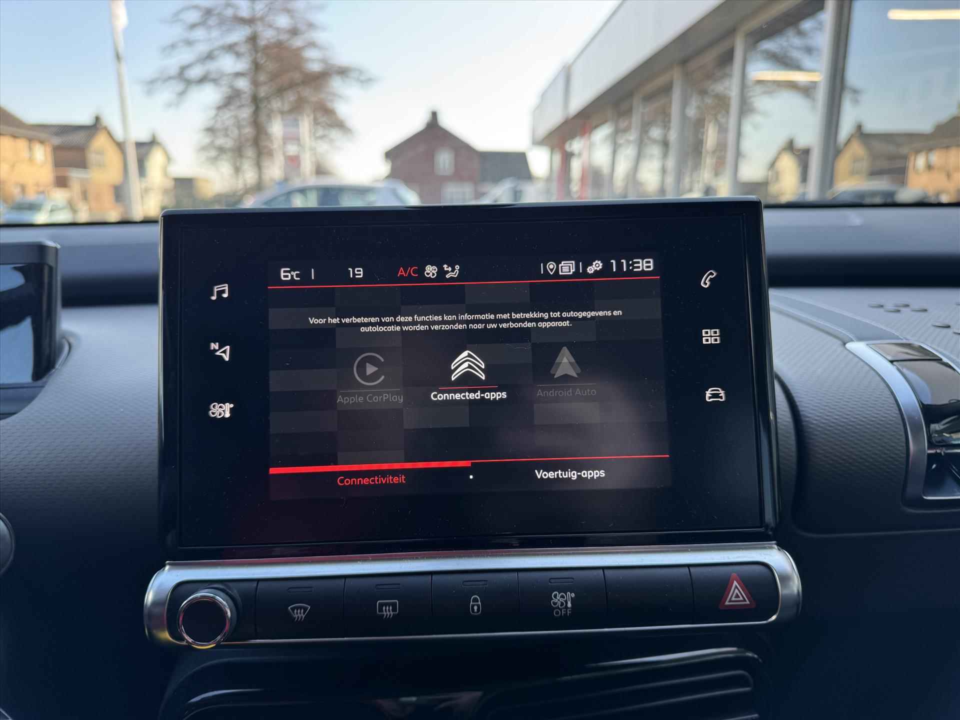 Citroen C4 Cactus 1.2 PureTech Shine | Navigatie, Parkeercamera, Cruise control, Apple CarPlay/Android auto, 16 inch - 18/28