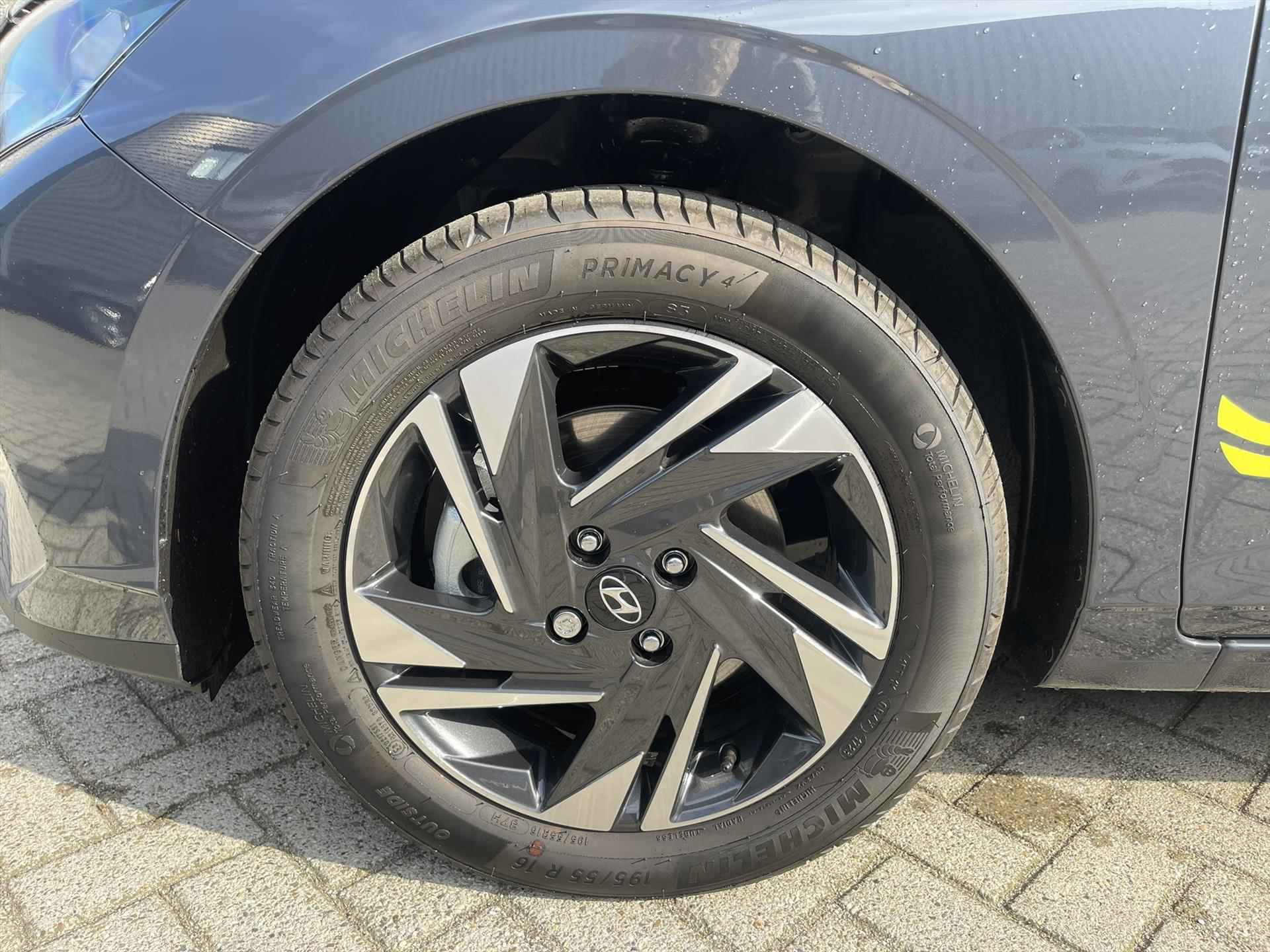 HYUNDAI I20 1.0 T-GDI 48V MHEV 100pk Comfort | Apple Carplay & Android Auto | 16 inch Lichtmetalen Velgen | Dodehoekassistent - 16/37