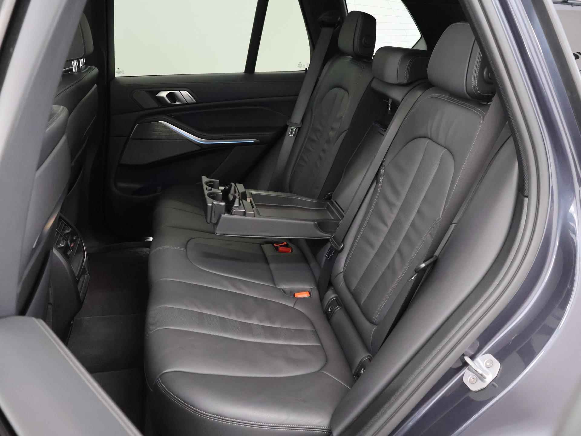 BMW X5 xDrive45e High Executive M Sport | Panoramadak | Trekhaak | Stuurverwarming | Ele. stoelen + Memory | HUD | Camera | Adaptief Onderstel | Apple CarPlay | - 12/55