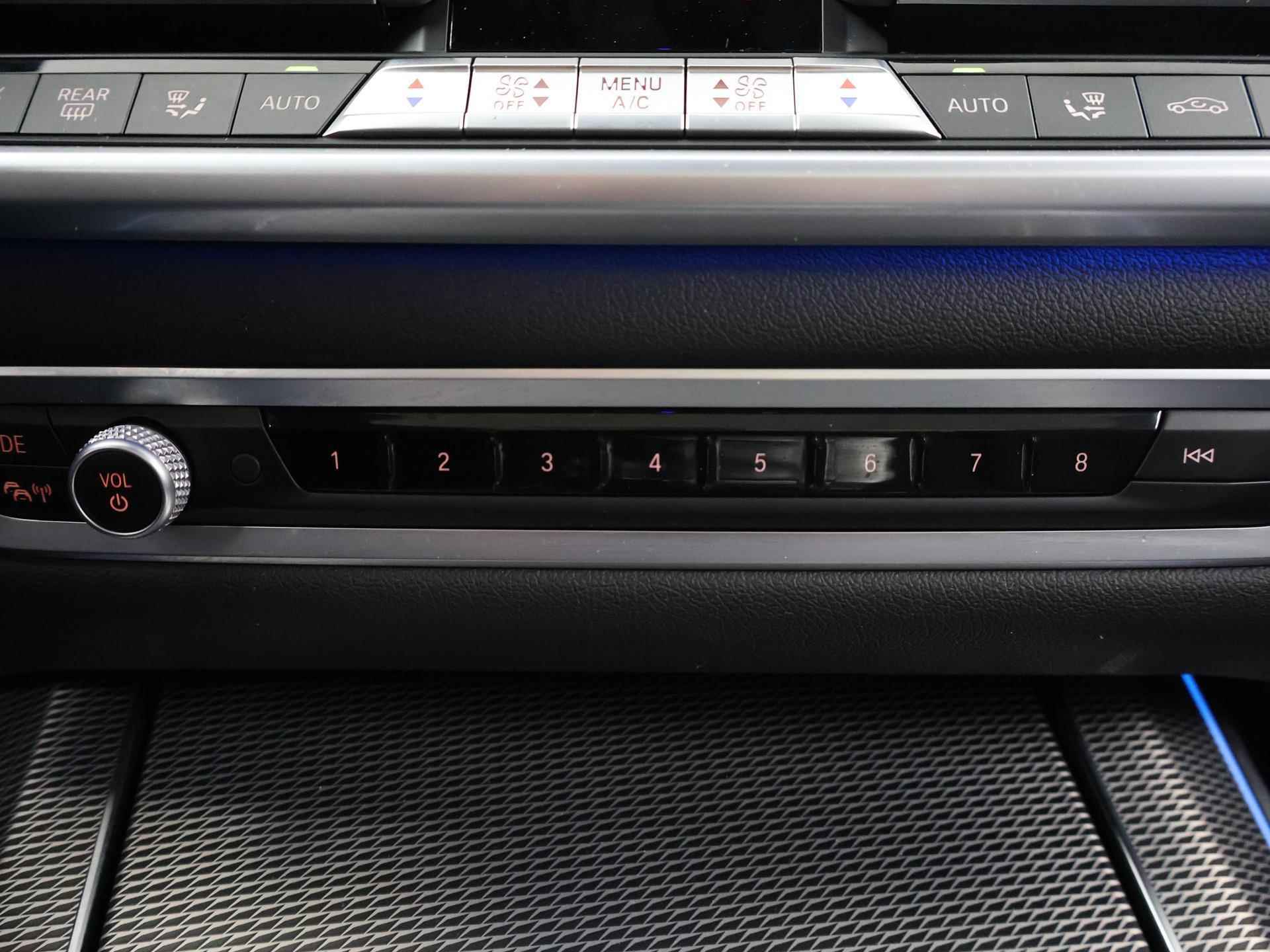 BMW X5 xDrive45e High Executive M Sport | Panoramadak | Trekhaak | Stuurverwarming | Ele. stoelen + Memory | HUD | Camera | Adaptief Onderstel | Apple CarPlay | - 26/55