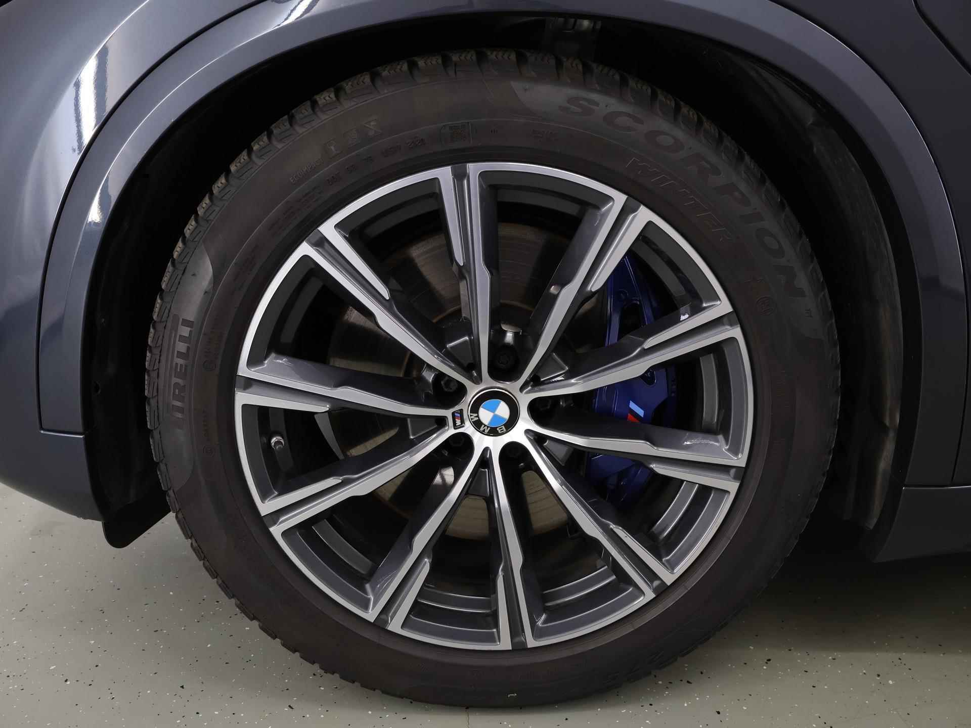 BMW X5 xDrive45e High Executive M Sport | Panoramadak | Trekhaak | Stuurverwarming | Ele. stoelen + Memory | HUD | Camera | Adaptief Onderstel | Apple CarPlay | - 52/55