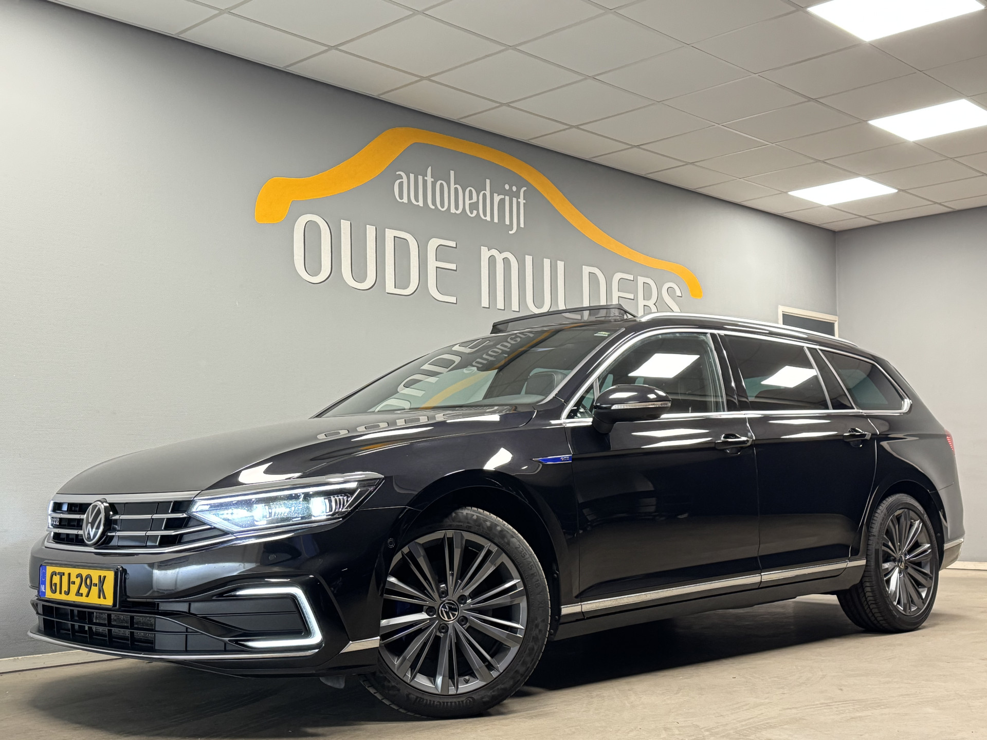 Volkswagen Passat Variant 1.4 TSI PHEV GTE Panoramadak/Trekhaak/360Camera