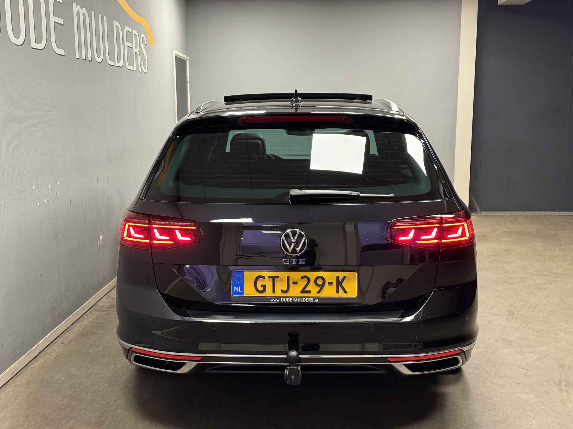 Volkswagen Passat Variant 1.4 TSI PHEV GTE Panoramadak/Trekhaak/360Camera - 4/47