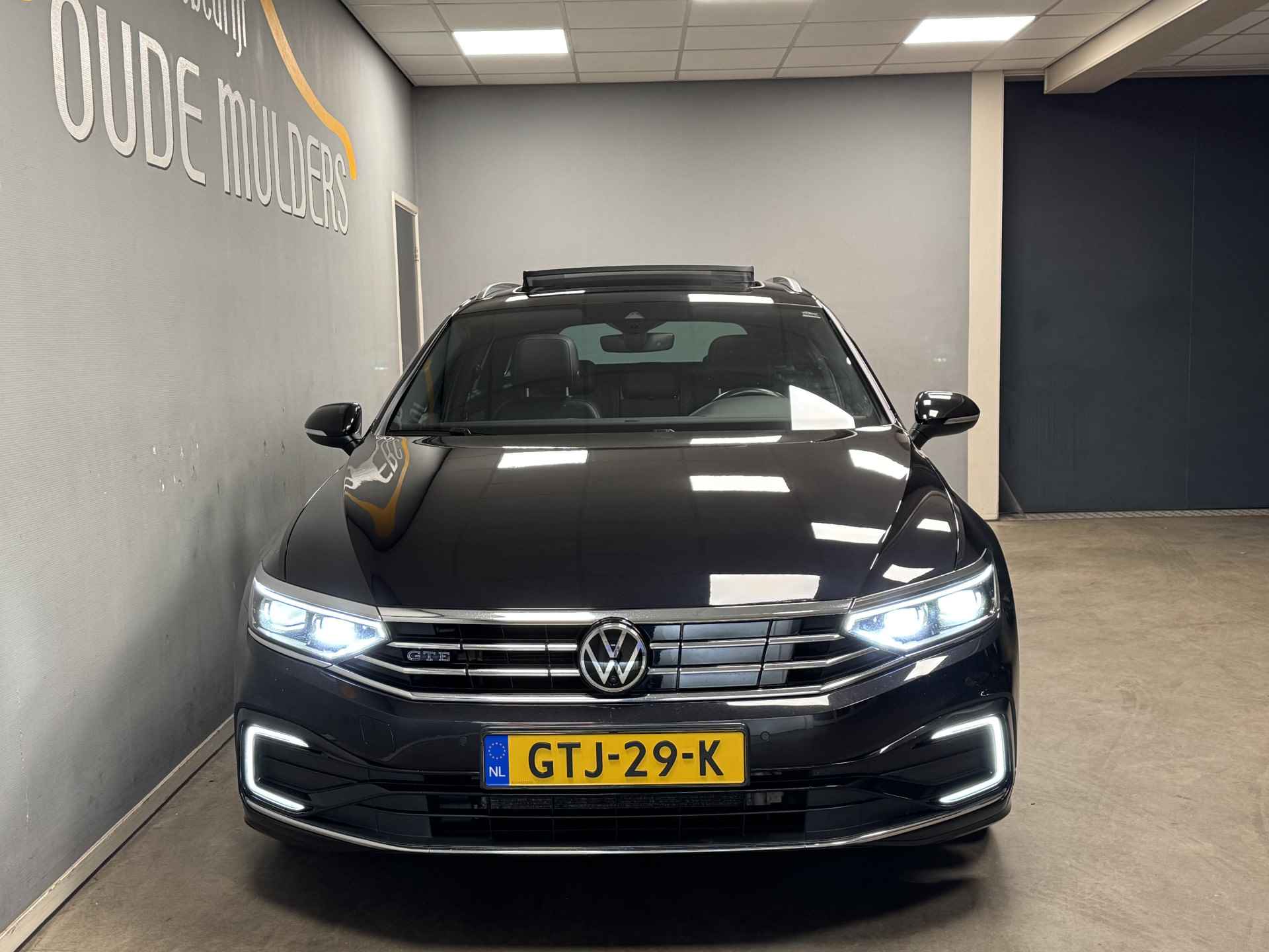 Volkswagen Passat Variant 1.4 TSI PHEV GTE Panoramadak/Trekhaak/360Camera - 8/47