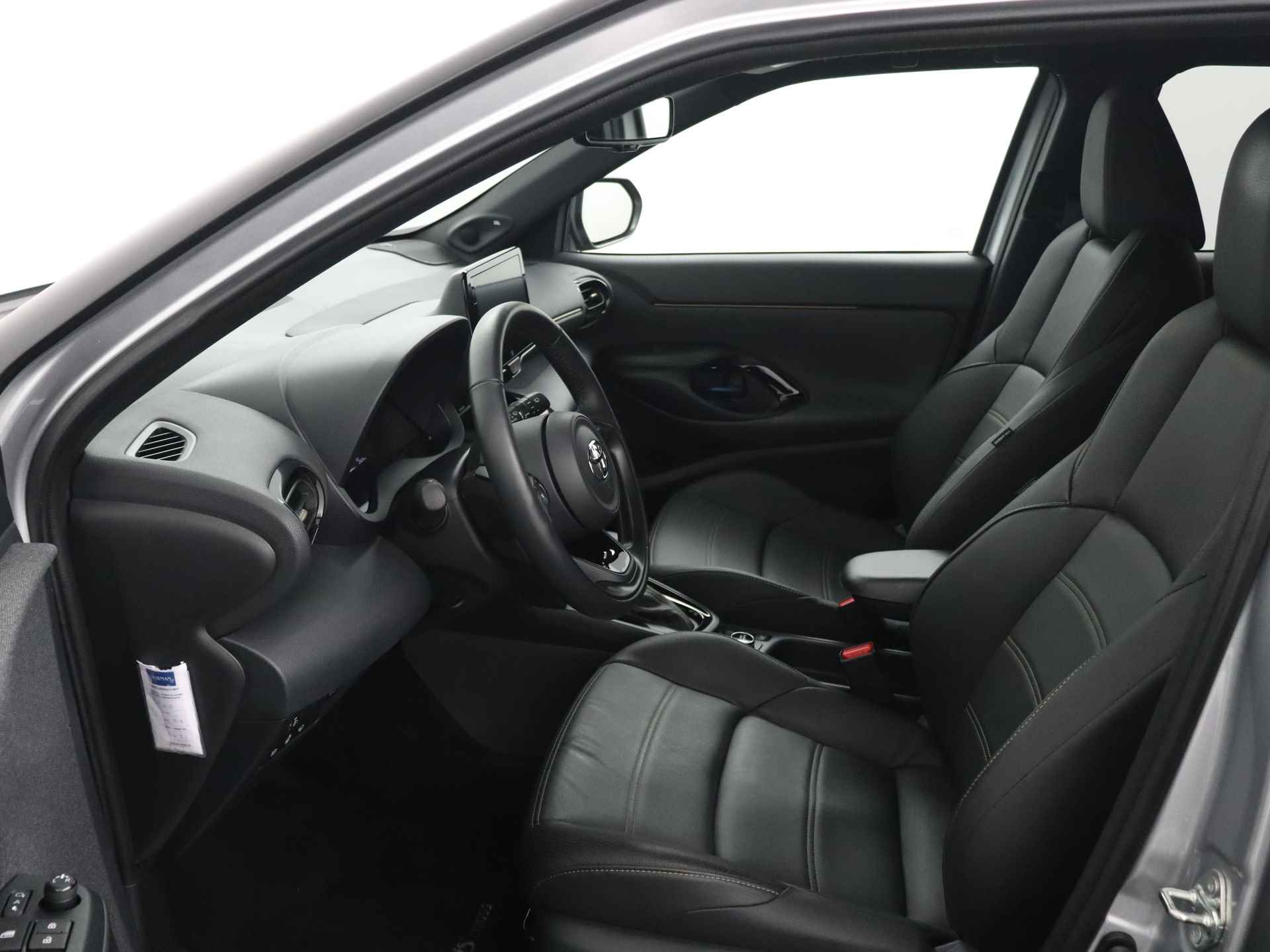 Toyota Yaris Cross 1.5 Hybrid Adventure AWD Limited | JBL | Stuur / stoelverwarming | Navigatie | - 19/42