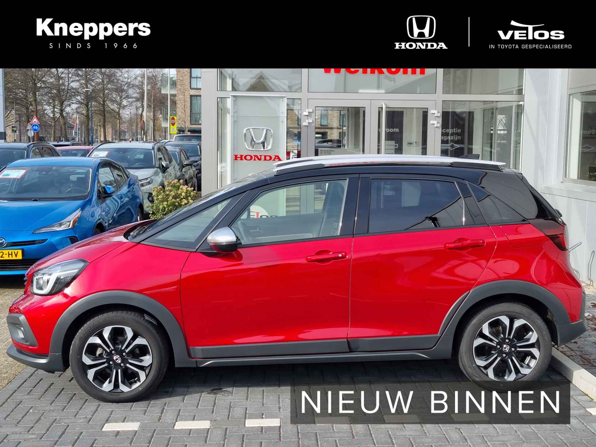 Honda Jazz 1.5 e:HEV Crosstar BI-TONE Navigatie, Parkeersensoren V+A, Apple/Android , All-in Rijklaarprijs