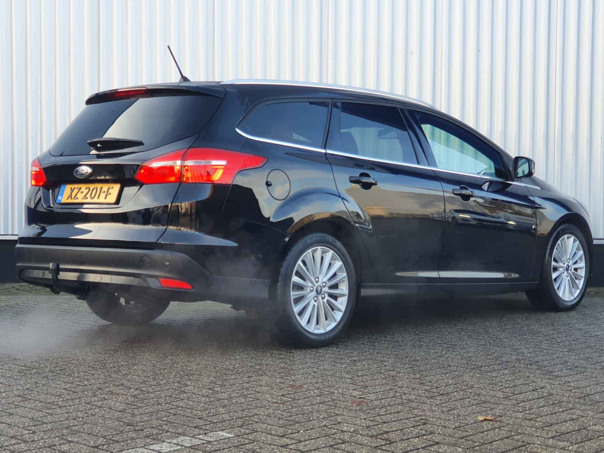 Ford Focus Wagon 1.0 Titanium | Trekhaak | Stoelverwarming | Cruise Control - 6/37