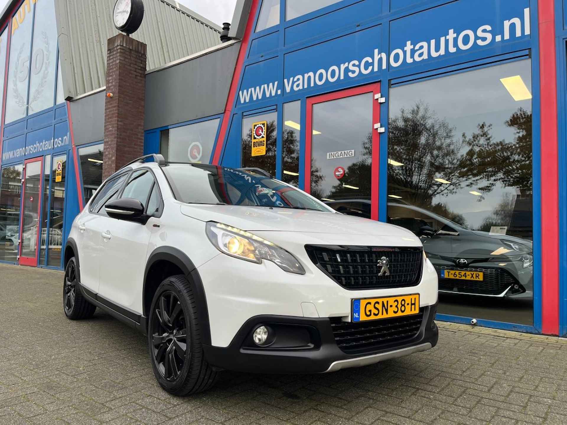 PEUGEOT 2008 1.2 130pk GT-Line Panodak Navi Carplay Camera Leer Airco(ECC) - 26/32