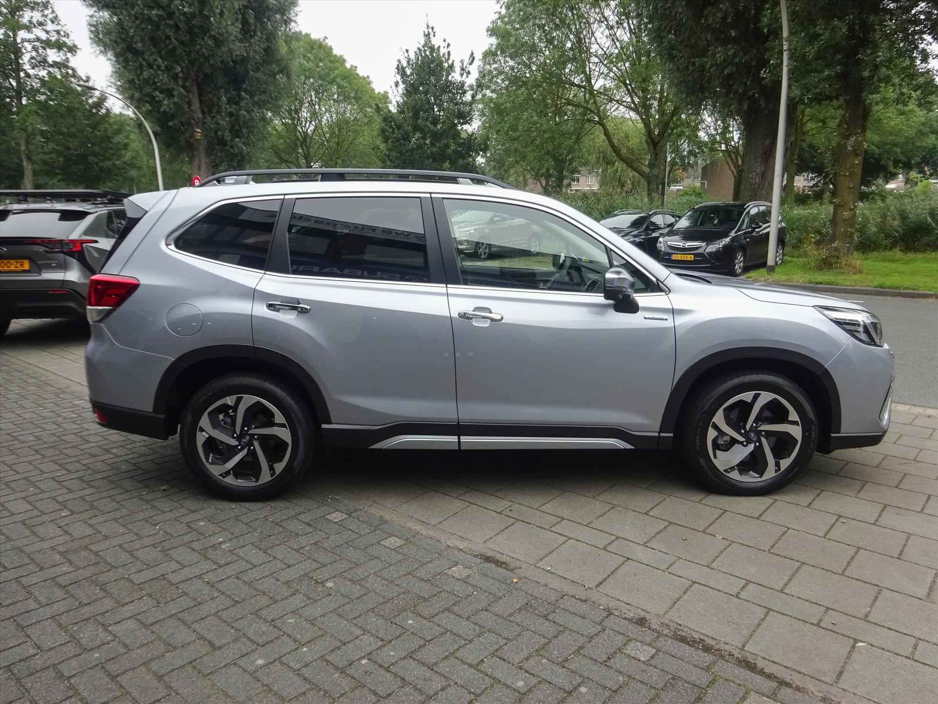 Subaru Forester 2.0i e-BOXER 150pk CVT First Edition | Leder | Trekh. | Pano | - 46/50