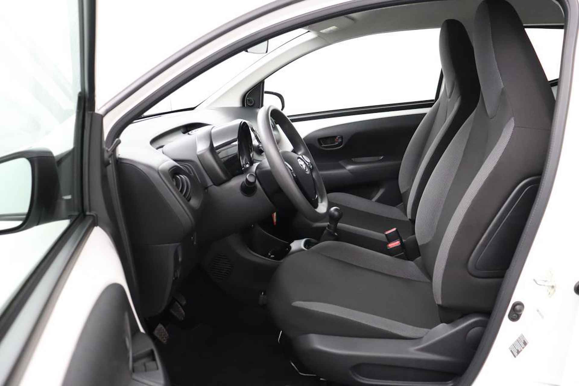 Toyota Aygo 1.0 VVT-i x-fun | Fietsendragerbeugel | Airco | Bluetooth | - 16/43