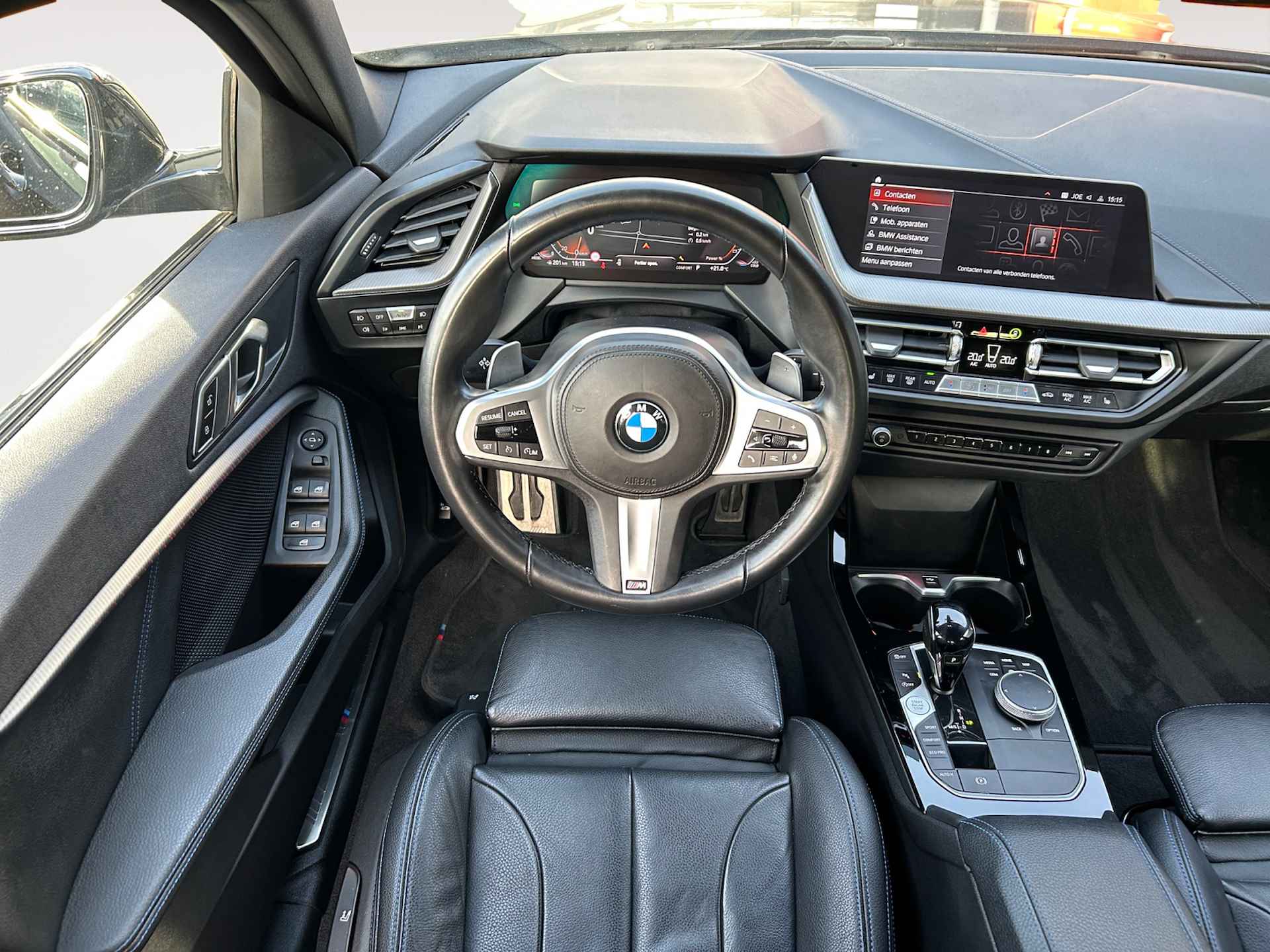 BMW 1-serie 118d Business M-Sport | incl. 12 maanden garantie | Virtual cockpit | Zwarte hemel | Cruise control | Stoelverwarming | 17 " lichtmetalen velgen | Parkeersensoren voor + achter | Ambiance verlichting | DAB+ radio | Navigatie full map | LED verlichting | - 14/50