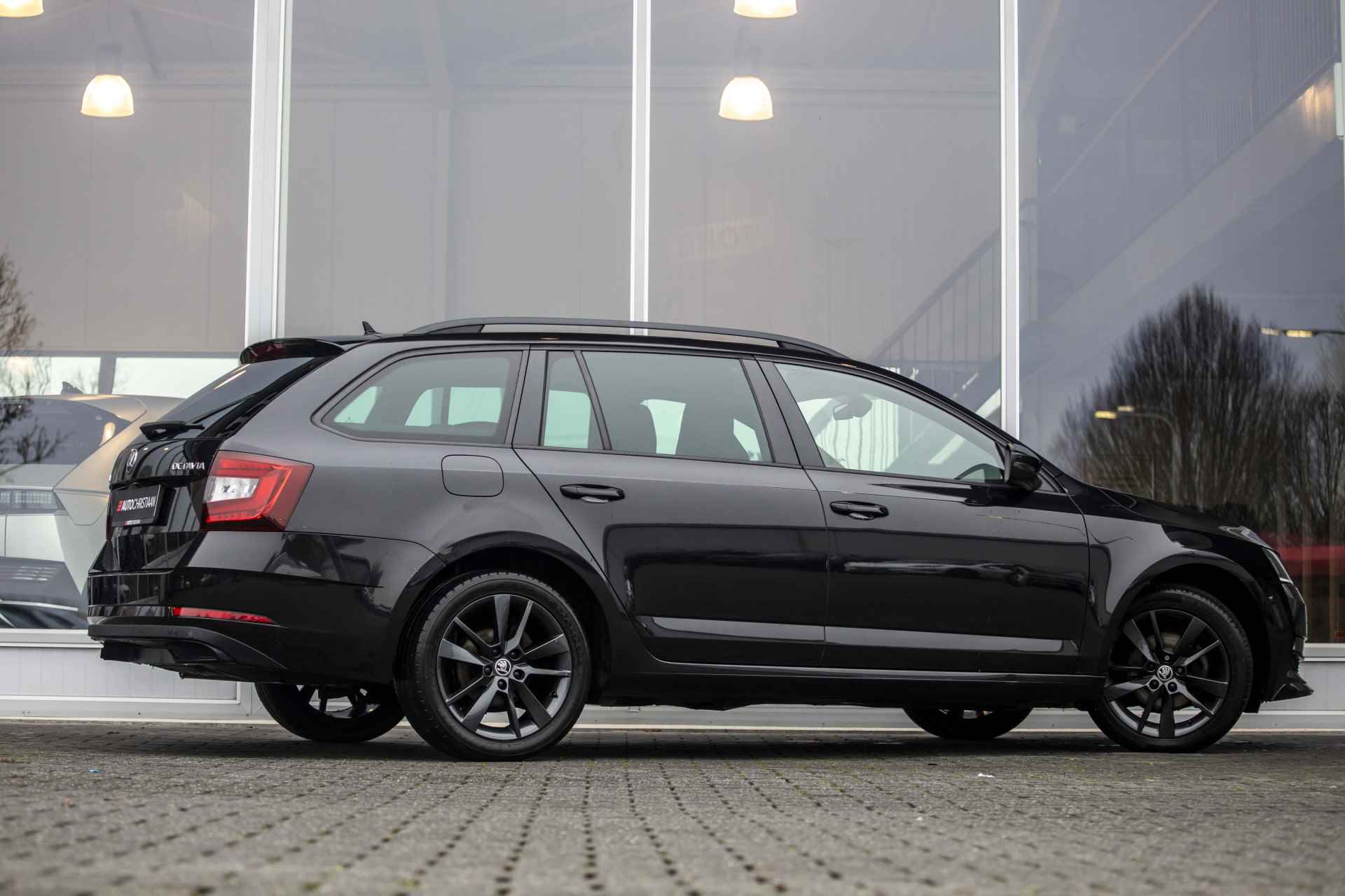 Škoda Octavia Combi 1.5 TSI Greentech Sport Business | Automaat | LED | Carplay | NL Auto - 5/39