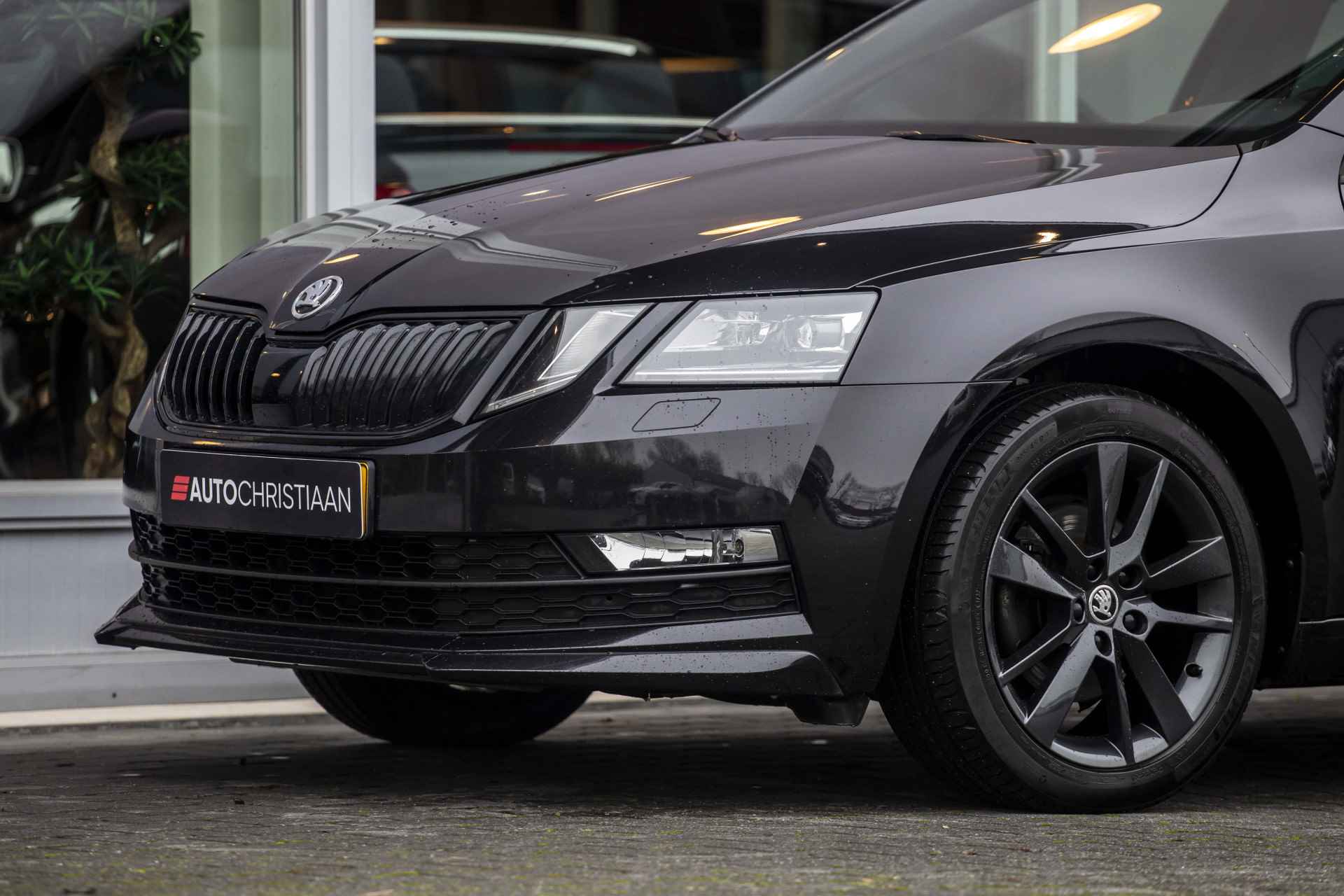 Škoda Octavia Combi 1.5 TSI Greentech Sport Business | Automaat | LED | Carplay | NL Auto - 10/39