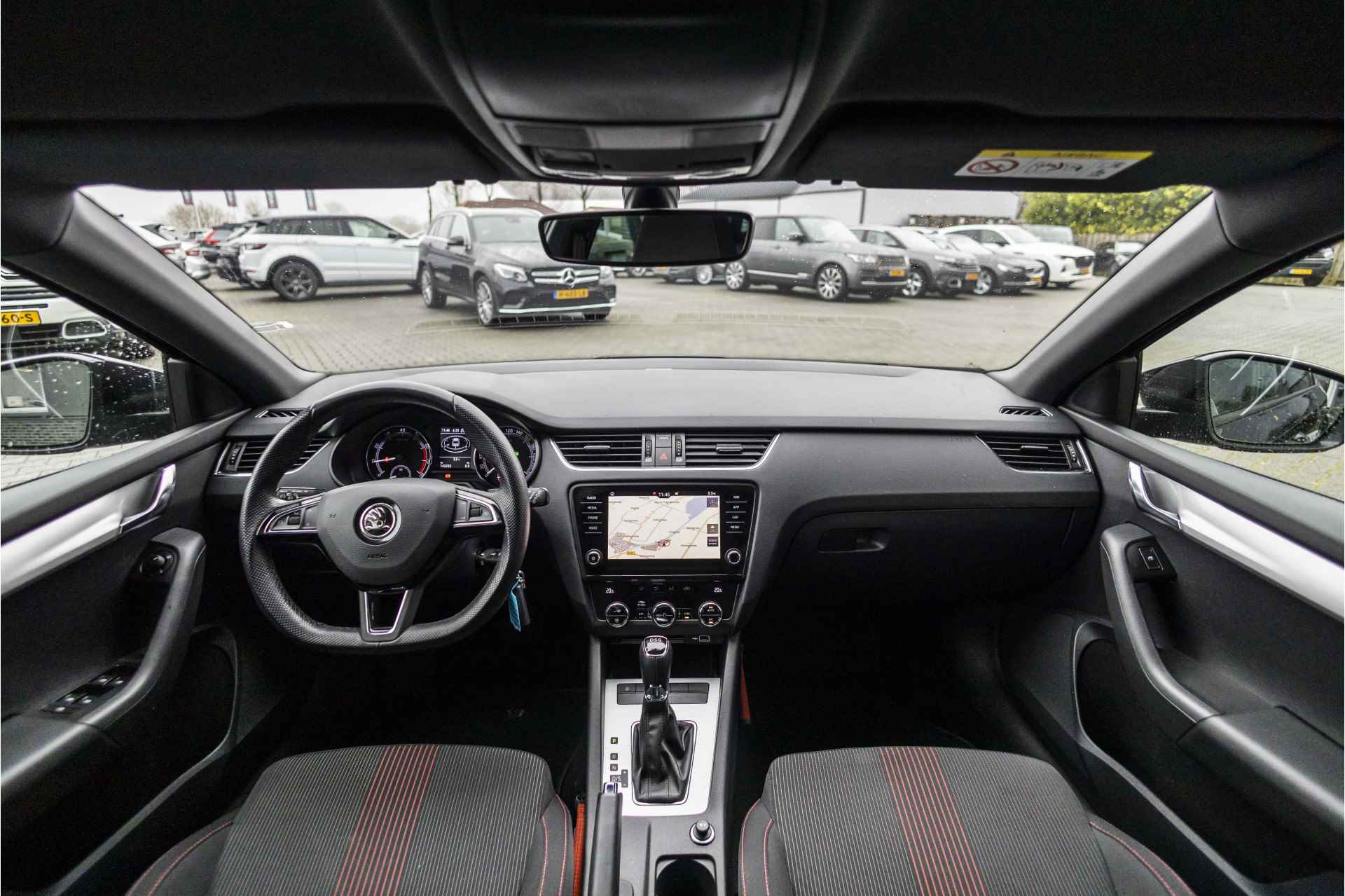 Škoda Octavia Combi 1.5 TSI Greentech Sport Business | Automaat | LED | Carplay | NL Auto - 16/39