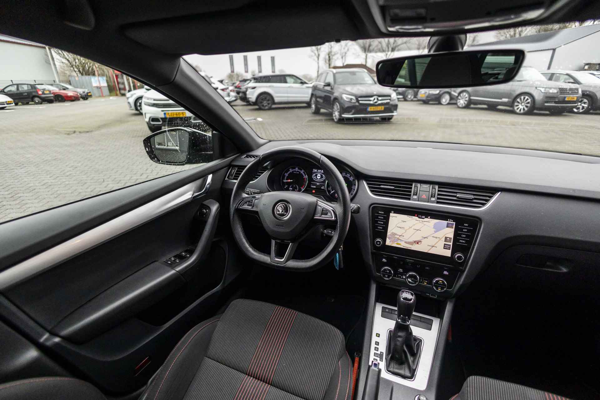 Škoda Octavia Combi 1.5 TSI Greentech Sport Business | Automaat | LED | Carplay | NL Auto - 19/39