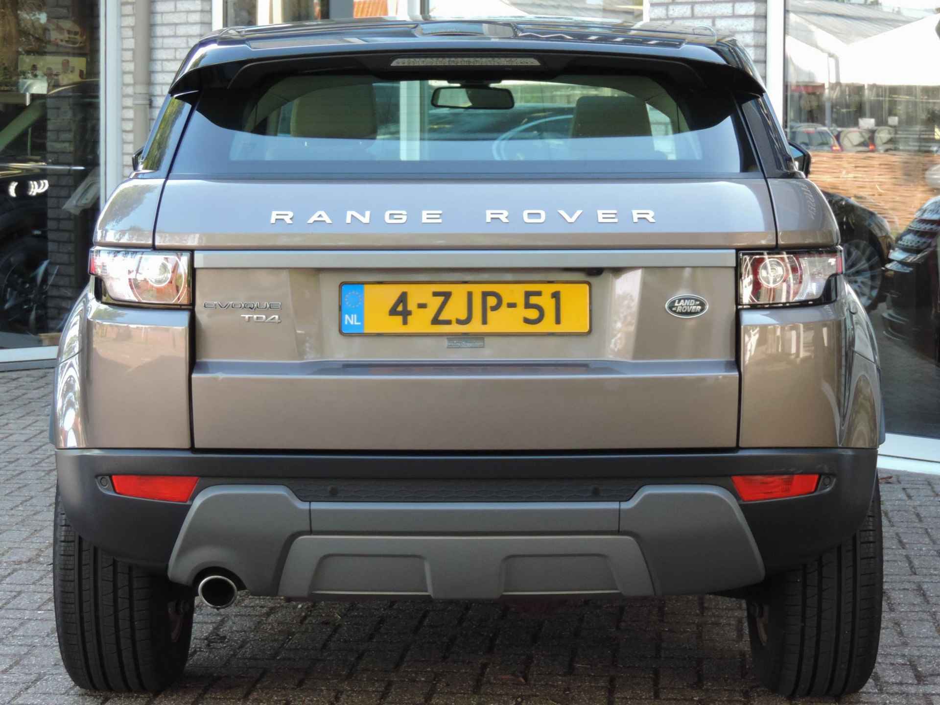 Land Rover Range Rover Evoque 2.2 TD4 Aut 4WD Pure Business Edition Pano Camera - 16/33
