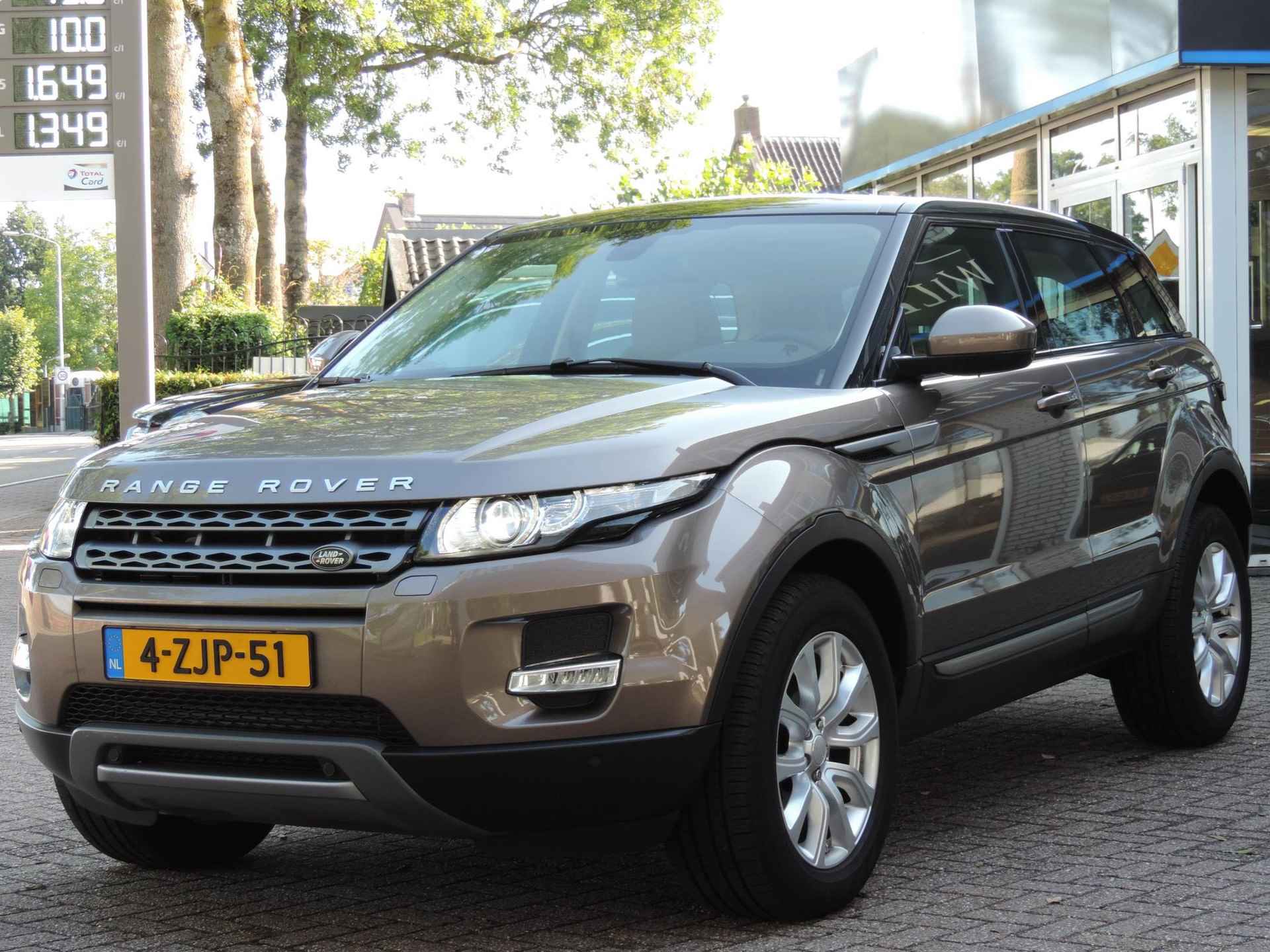 Land Rover Range Rover Evoque 2.2 TD4 Aut 4WD Pure Business Edition Pano Camera - 28/33