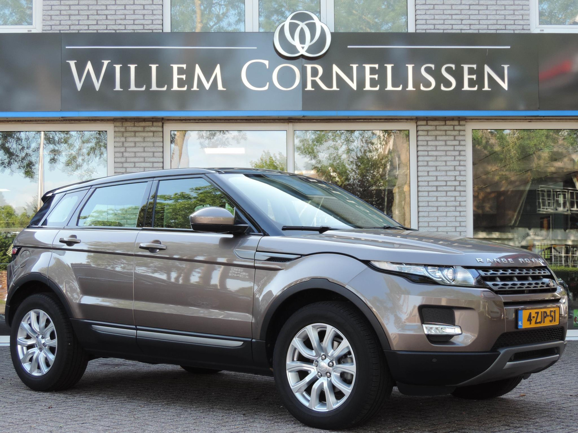 Land Rover Range Rover Evoque 2.2 TD4 Aut 4WD Pure Business Edition Pano Camera