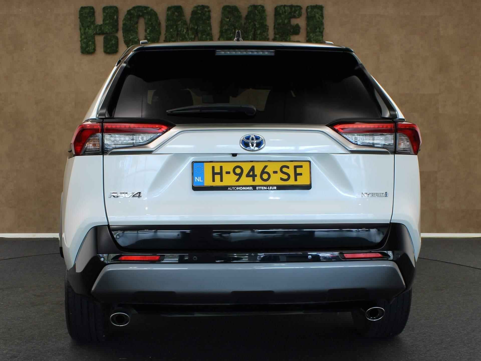 Toyota RAV4 2.5 Hybrid AWD Bi-Tone  - ORIGINEEL NEDERLANDSE AUTO - NAVIGATIE - 360 GRADEN CAMERA - PARKEERSENSOREN VOOR/ ACHTER - ELEKTRISCH BEDIENBARE ACHTERKLEP - ELEKTRISCH BEDIENBARE BESTUURDERSSTOEL - 7/40