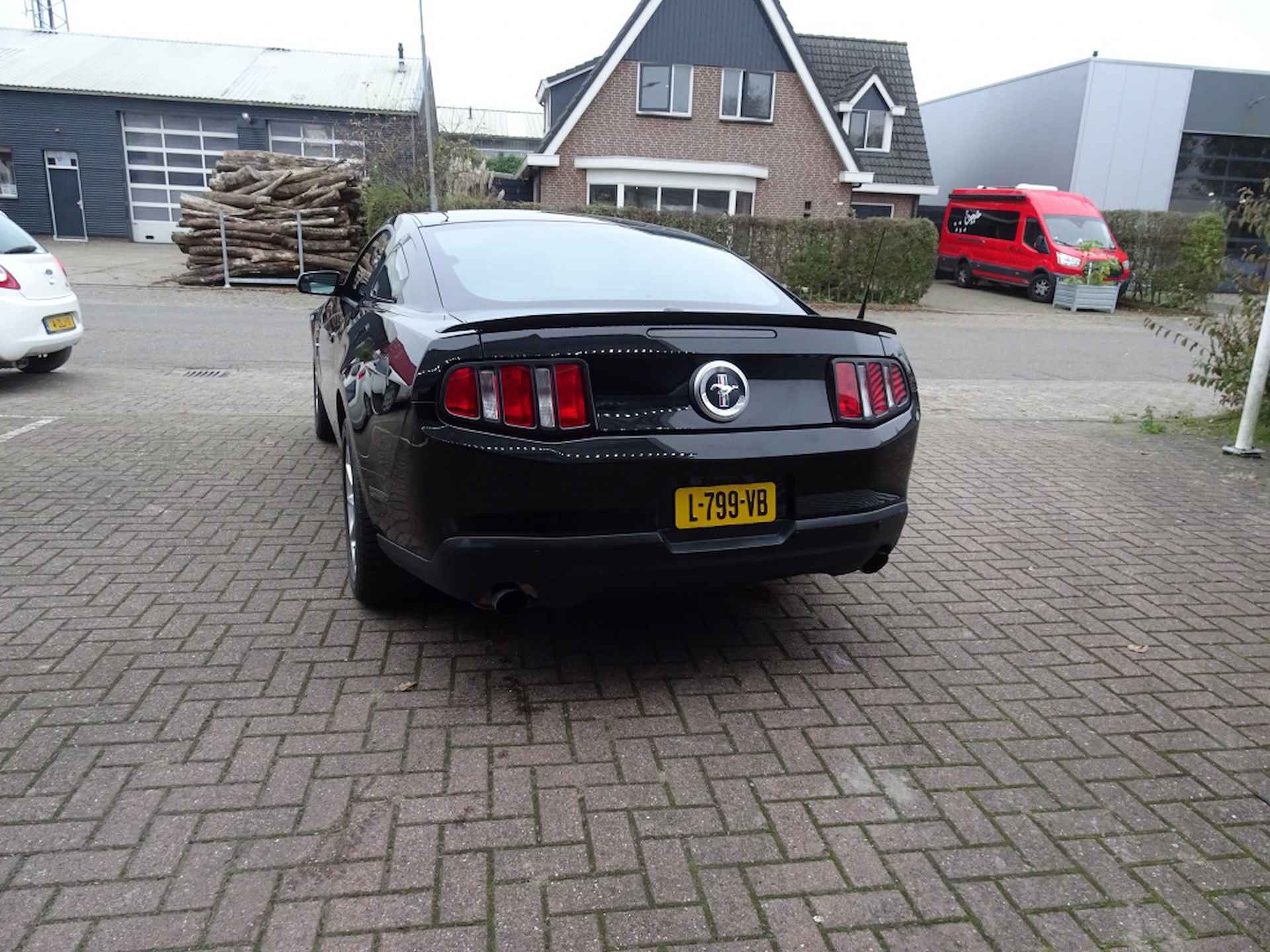 Ford Mustang 3.7 V6 Automaat - 6/24