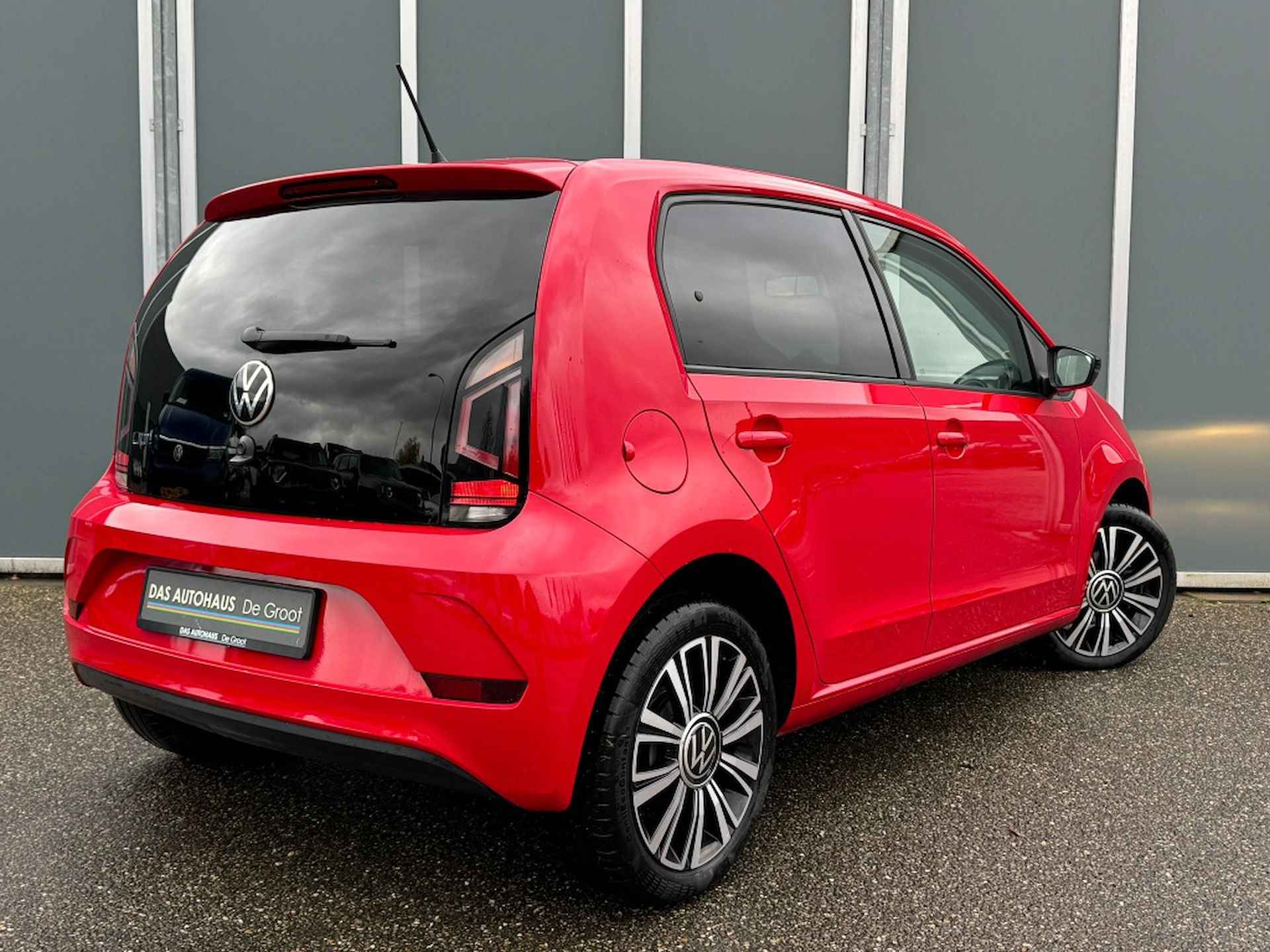 Volkswagen up!  1.0 BMT 65pk Black Style | Climate | Stoelverwarming - 3/22