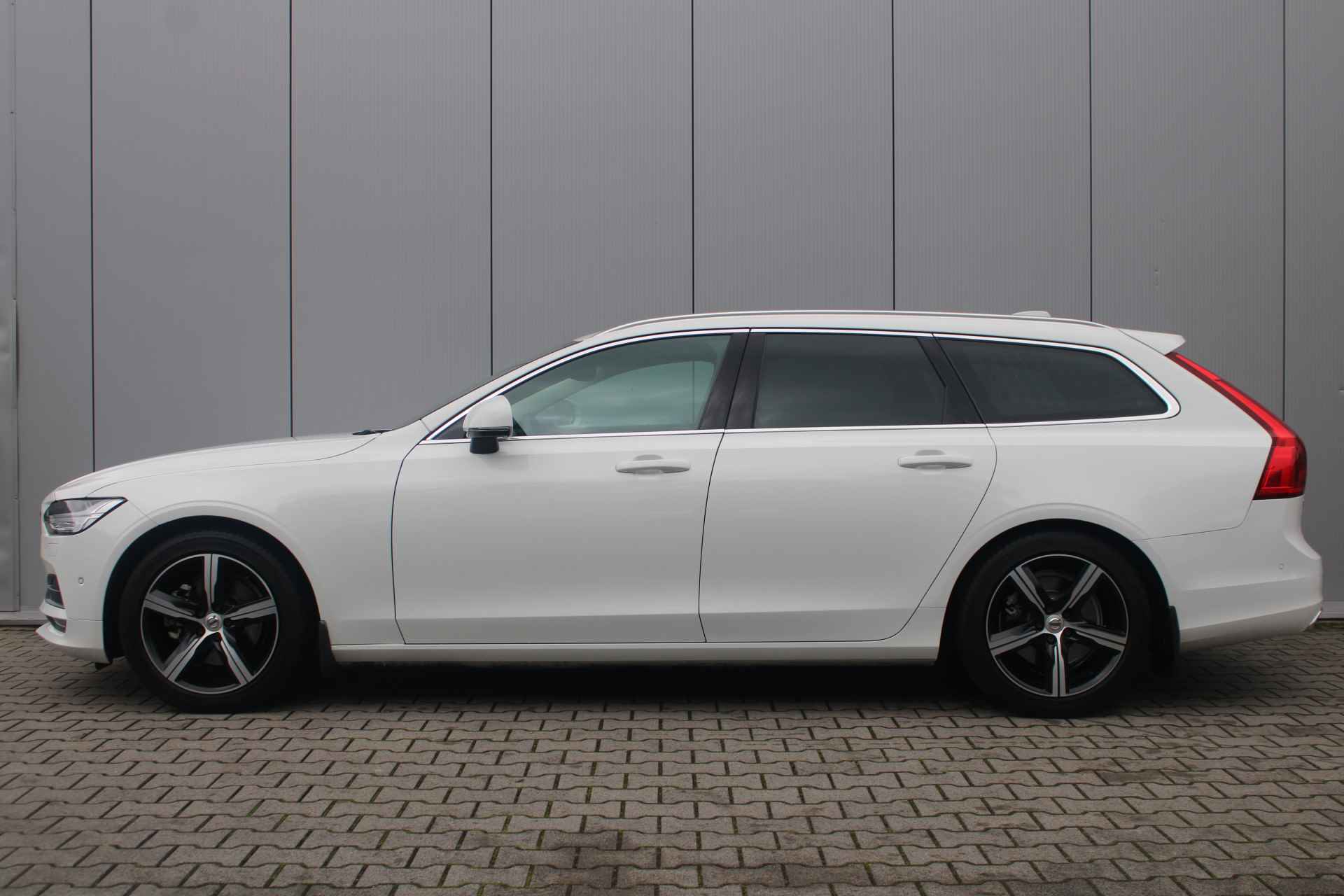 Volvo V90 D4 Automaat Inscription | Keyless Entry | Panorama dak | Adaptieve Cruise - 6/32