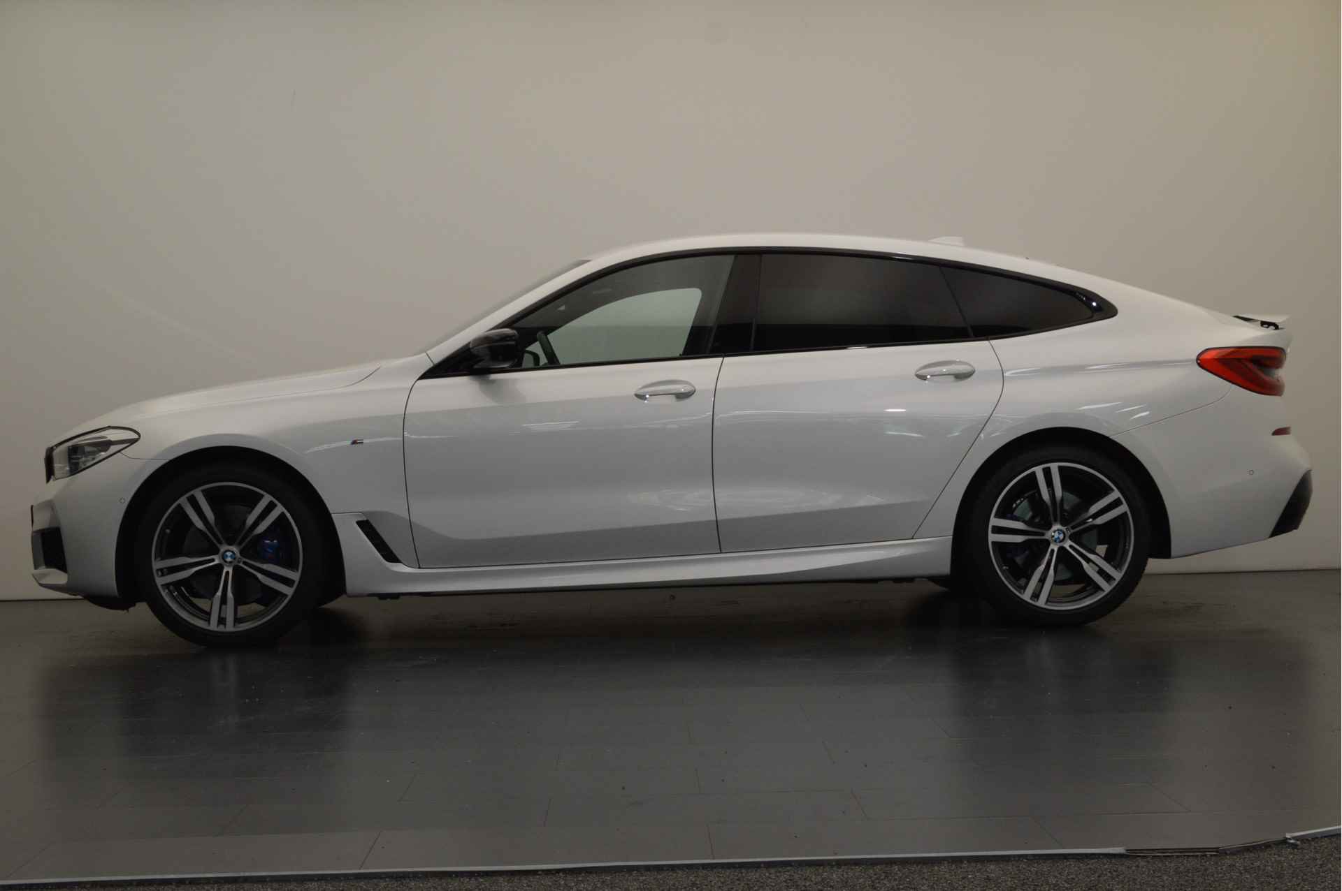 BMW 6 Serie Gran Turismo 640i High Executive M Sport Automaat / Adaptieve LED / Parking Assistant Plus / Soft Close / Harman Kardon / Navigatie Professional / Head-Up - 4/27