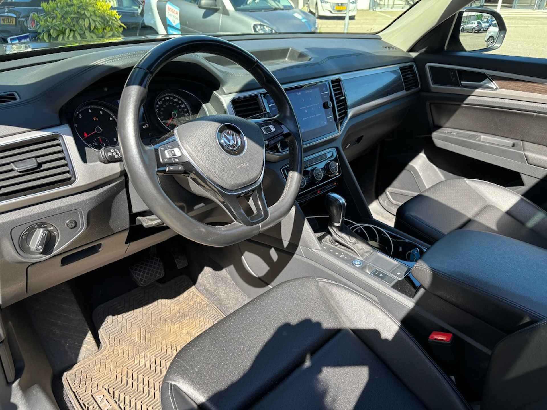 VOLKSWAGEN Touareg ATLAS 3.6i SEL V6. 7 pers. panoramadak, trekhaak, USA - 4/12