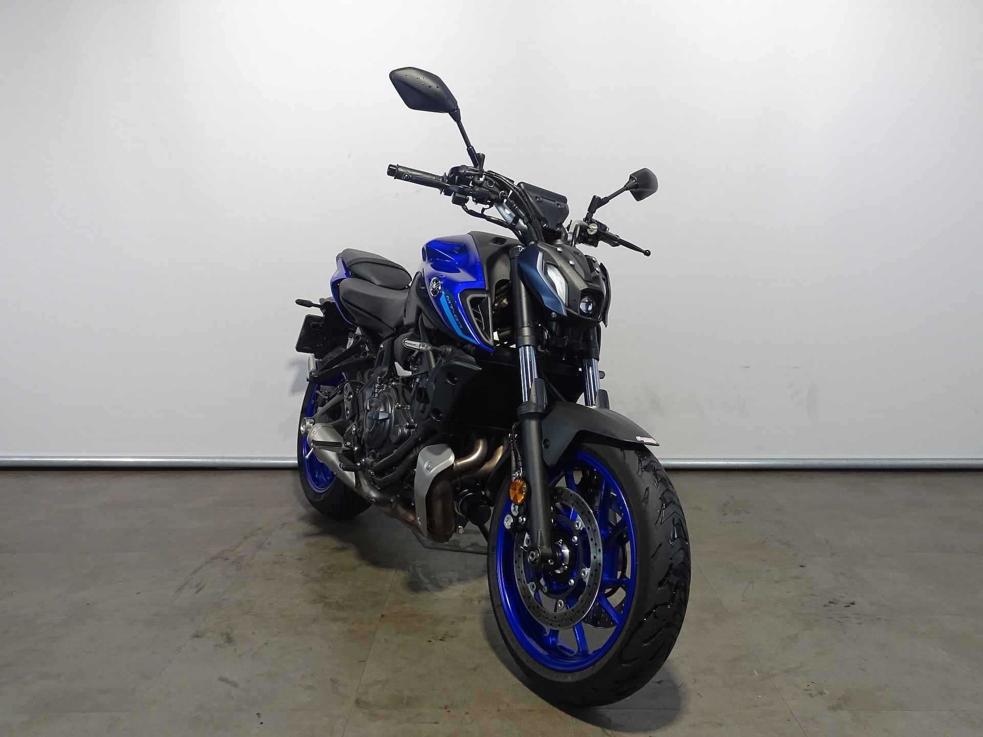 Yamaha MT-07 - 8/9