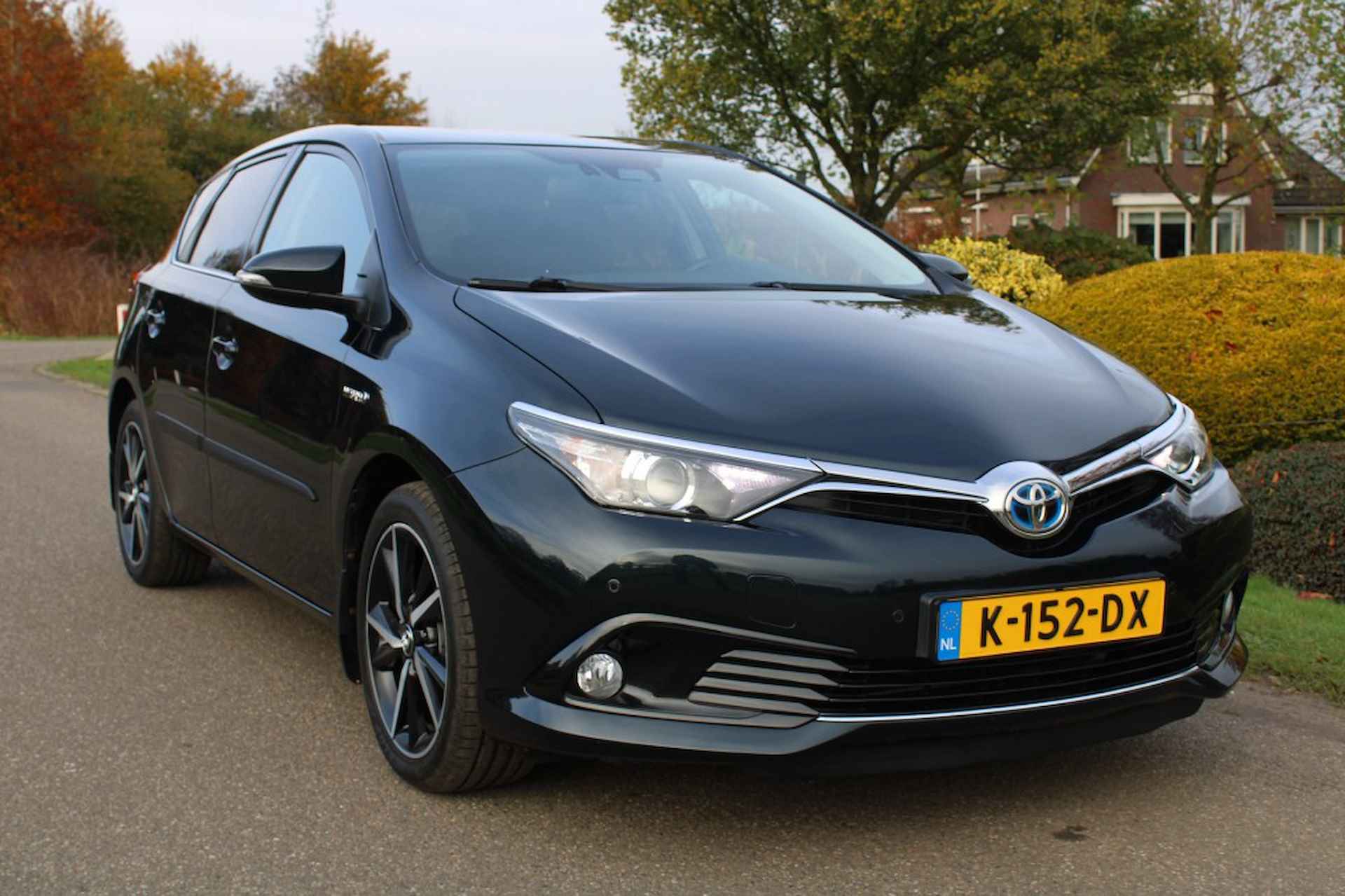 TOYOTA Auris 1.8 136pk Hybrid Executive 5-drs ECC/Cruise/Navi/Camera/Trekhaak - 31/33