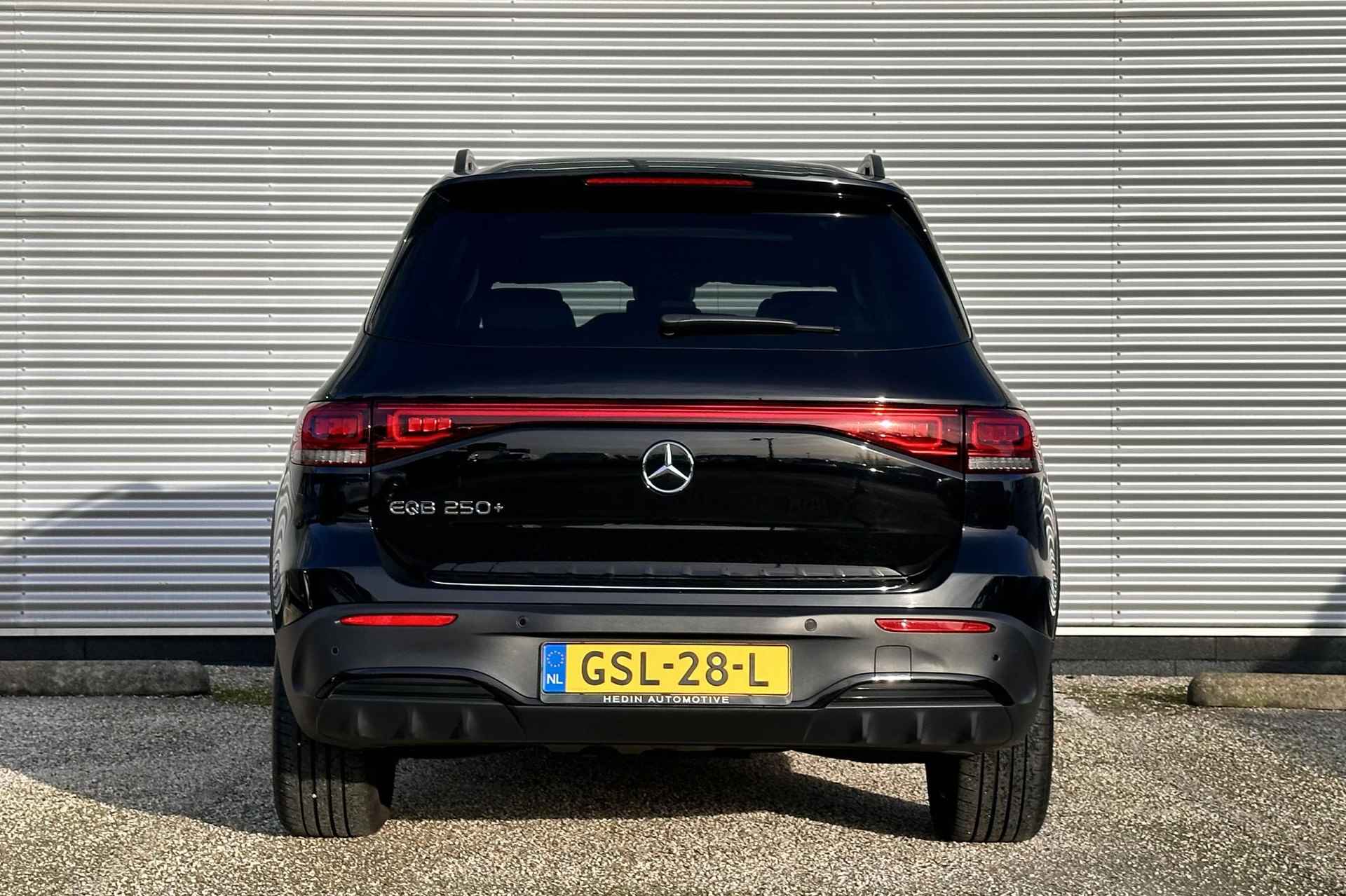 Mercedes-Benz EQB EQB 250+ AMG Line | Advanced Pakket | Panoramadak | Nightpakket | Burmester Audio | Sfeerverlichting | Parktronic | Camera - 5/30