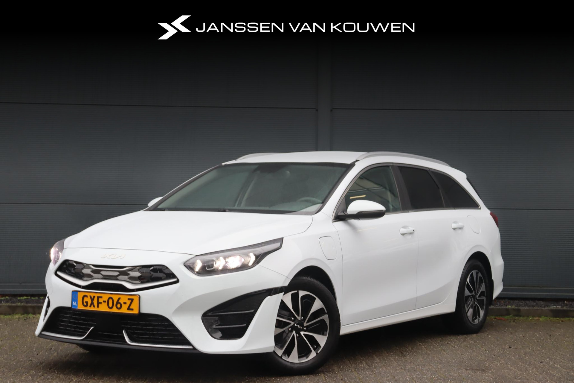 Kia Ceed Sportswagon 1.6 GDI PHEV DynamicLine Navigatie Camera Apple Carplay