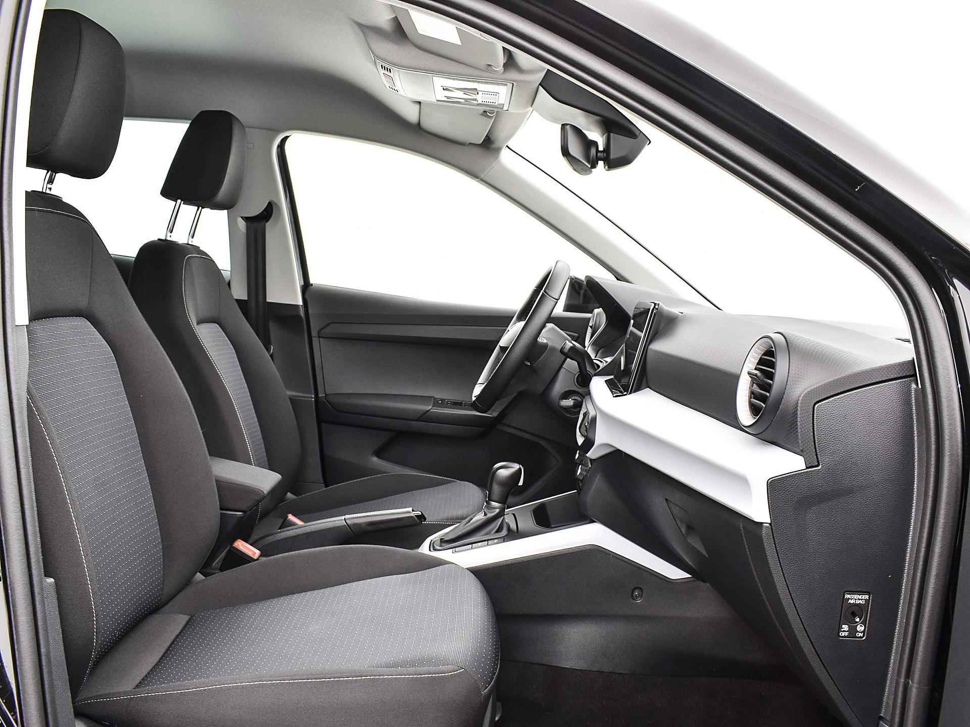 SEAT Arona 1.0 TSI 110pk DSG Style | Climatronic | P-Sensoren | Camera | Full Link | Navigatie | Cruise Control | DAB | Garantie t/m 11-05-2024 of 100.000km - 13/36