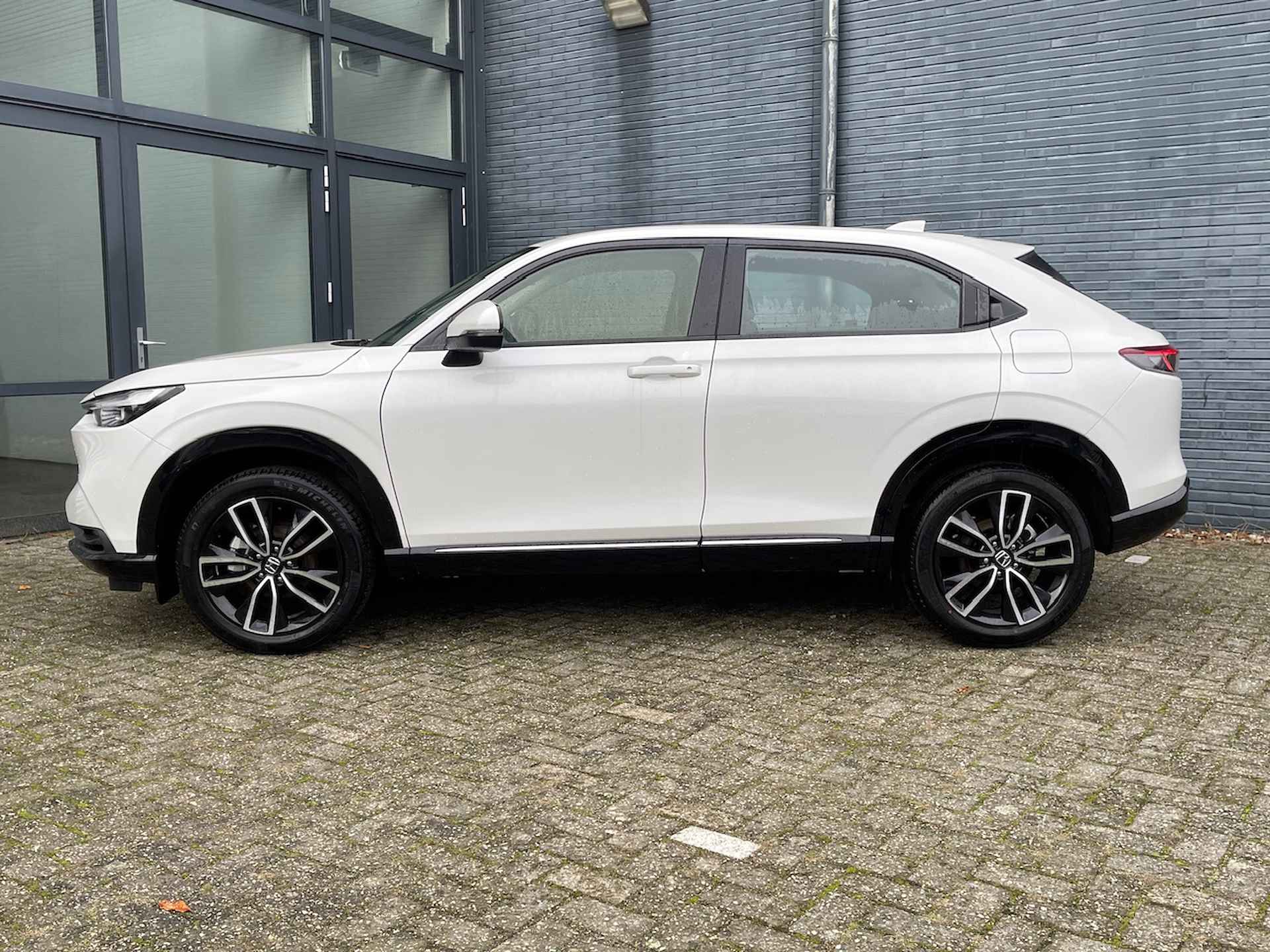 Honda HR-V 1.5 i-MMD HYBRID 131pk Automaat Advance | UIT VOORRAAD LEVERBAAR | Navigatie & Carplay | Blindspot | Elec Klep | LED | Camera | Adap Cruisecontrol | - 3/26