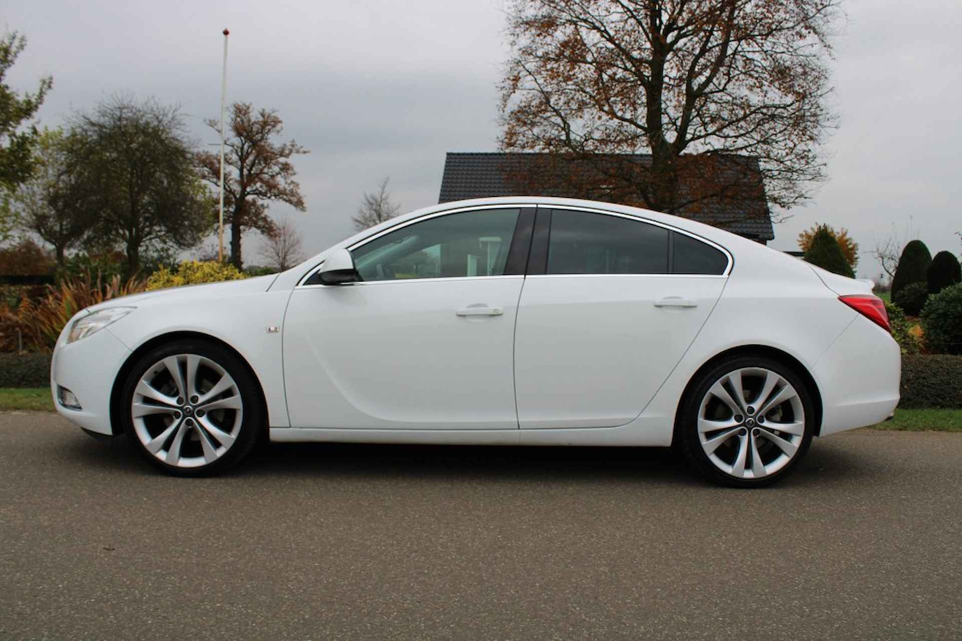 OPEL Insignia 1.6T 179pk Sport ECC/cruise/navi/PDC 5-deurs - 25/37