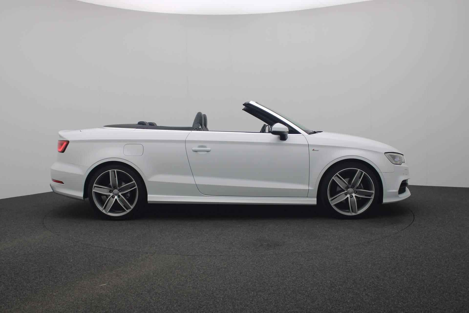 Audi A3 Cabriolet 1.4 TFSI 150PK S-tronic CoD Ambition Pro Line S Open Days / S-Line | Leder | B&O | Stoelverwarming | Navi | Afgevlakt sportstuur | Sportonderstel - 20/41