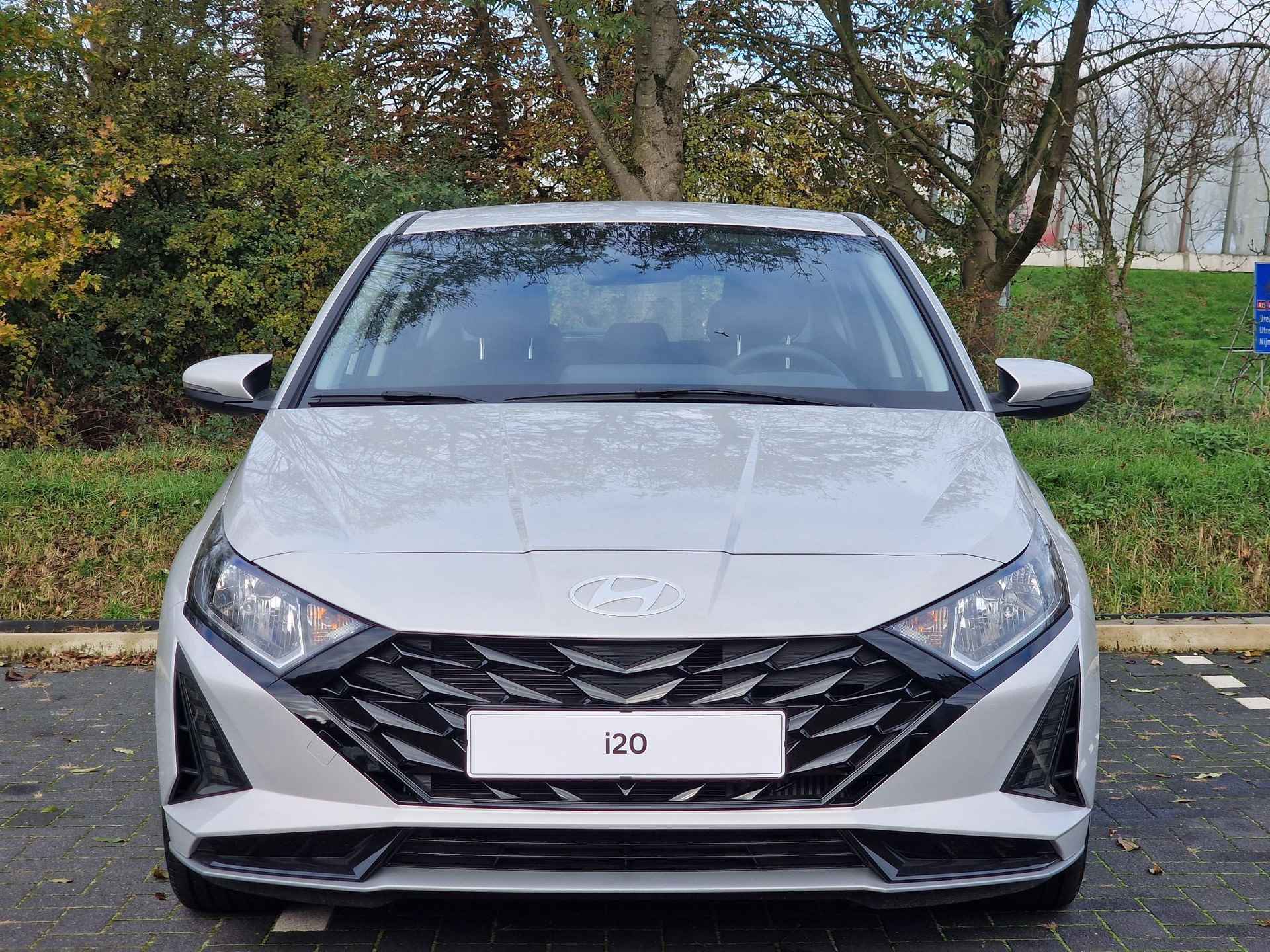 Hyundai i20 1.0 T-GDI Comfort | €3315 KORTING | CAMERA | APPLE CARPLAY & ANDROID AUTO | SENSOREN | - 3/31