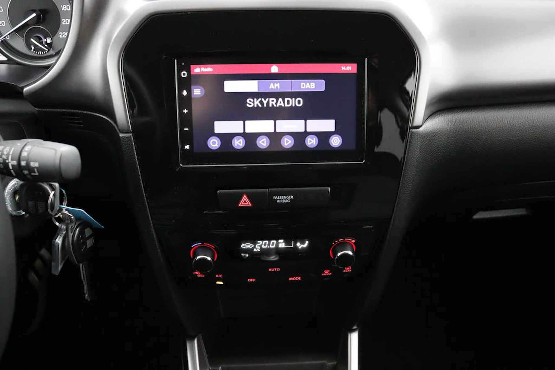 Suzuki Vitara 1.4 Boosterjet Select Smart Hybrid | Navigatie | Dodehoek Detectie | Stoelverwarming | Achteruitrijcamera | Bi -tone | 6 Jaar Garantie | - 15/46
