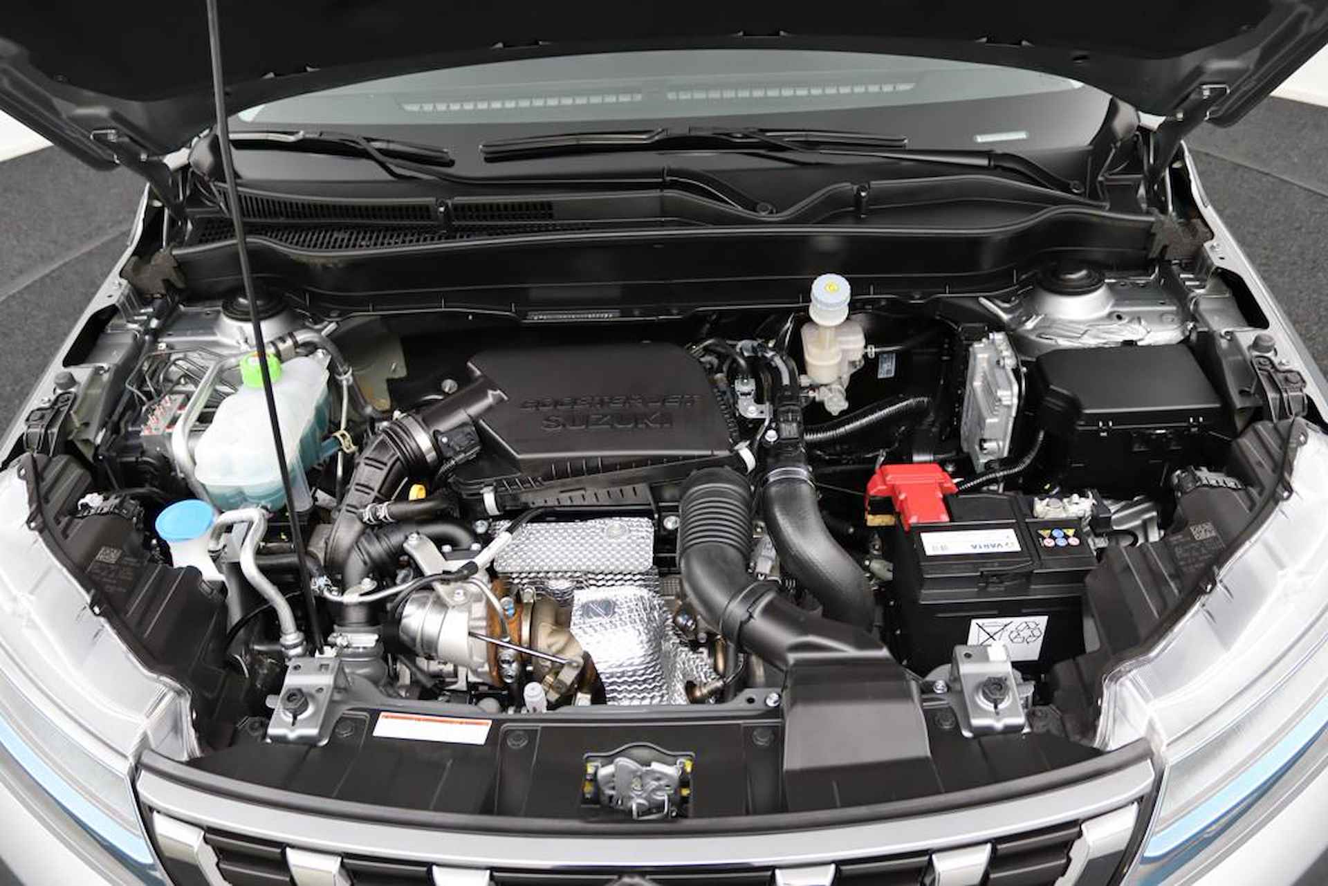 Suzuki Vitara 1.4 Boosterjet Select Smart Hybrid | Navigatie | Dodehoek Detectie | Stoelverwarming | Achteruitrijcamera | Bi -tone | 6 Jaar Garantie | - 34/46