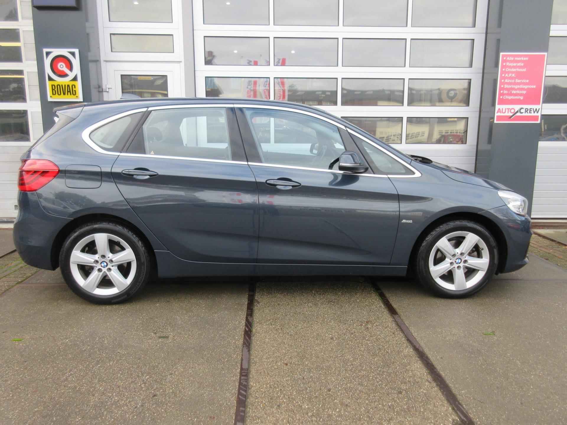 BMW 2-serie Active Tourer 218i Sport / Automaat / Navi / Trekhaak - 6/32