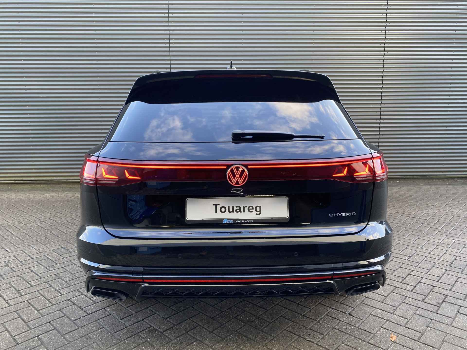 Volkswagen Touareg R 3.0 TSi eHybrid 463pk | 360° camera | Servosluiting portieren | Head-up display | Trekhaak - 9/56