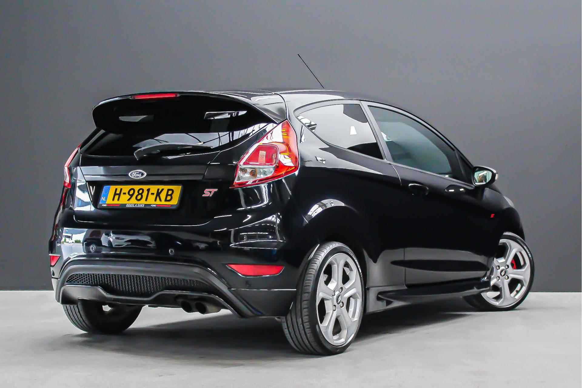 Ford Fiesta 1.6 182pk ST2 STYLE PACK |navigatie|cruise control|winterpakket|17"| - 2/27