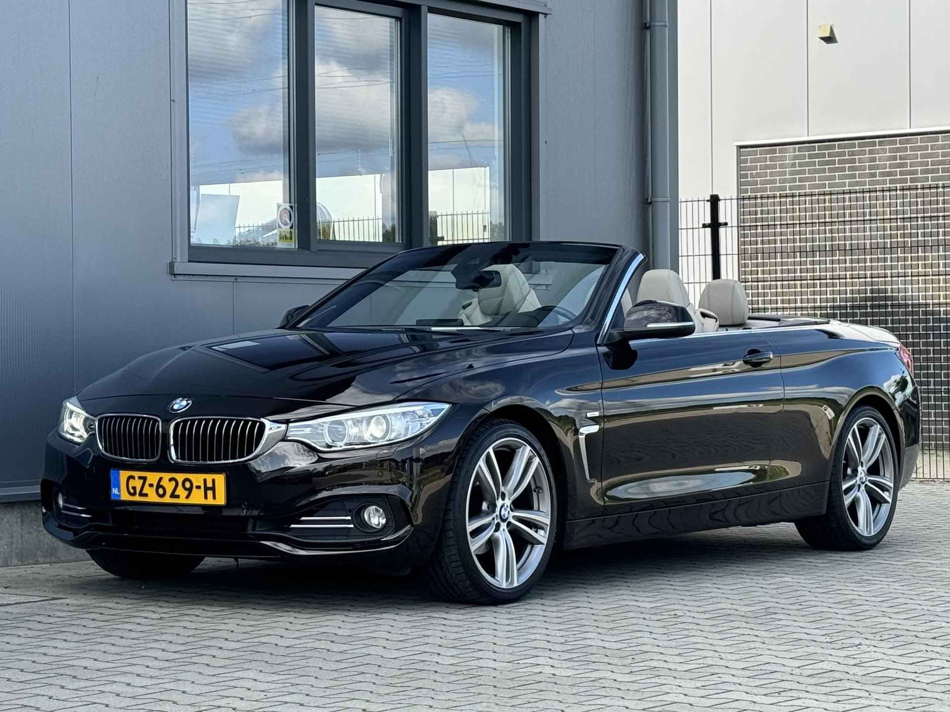 BMW 4-serie Cabrio 420i High Executive 184 PK - Luxury - 19 inch - Nekverwarming - Keyless - 31/38