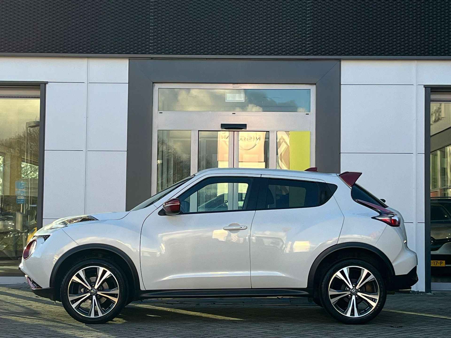 Nissan Juke 1.2 DIG-T 115 N-Connecta | Naviagatie | Camera | Climatronic - 17/28