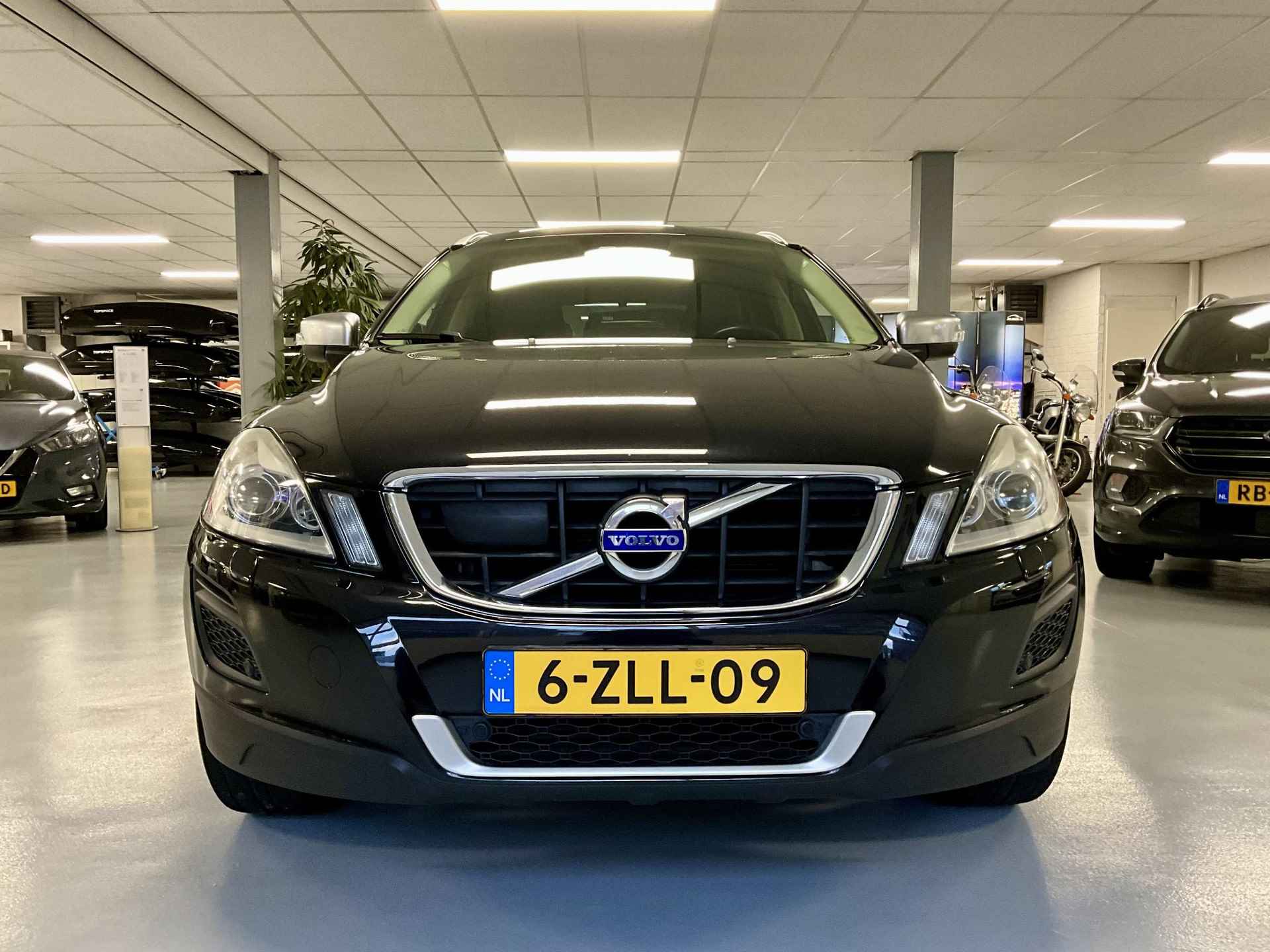 Volvo XC60 3.0 T6 AWD Summum ** RIJKLAARPRIJS ** - 8/28