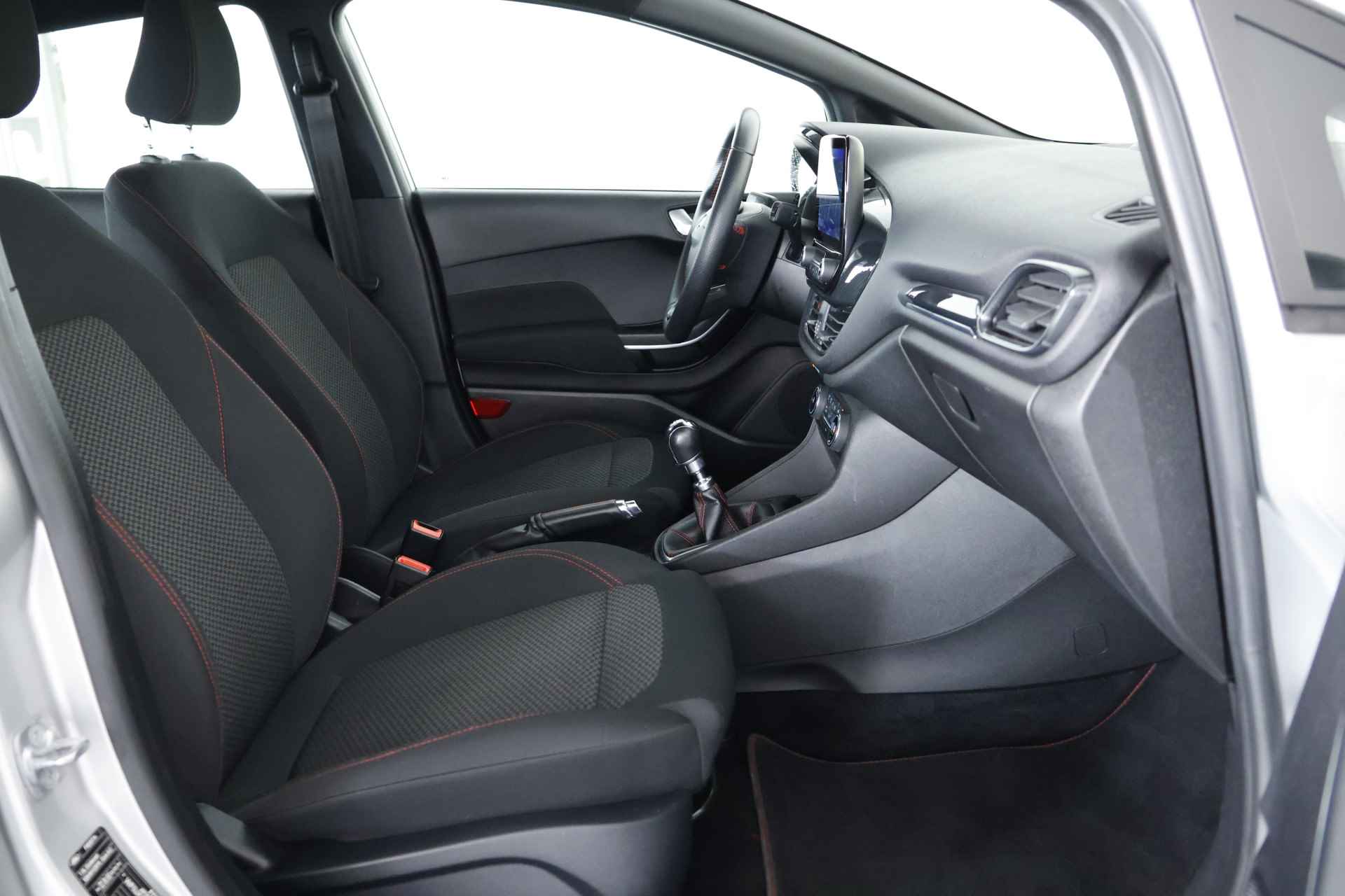 Ford Fiesta 1.0 EcoBoost ST-Line / Navi / CarPlay / Cruisecontrol / Clima - 6/26