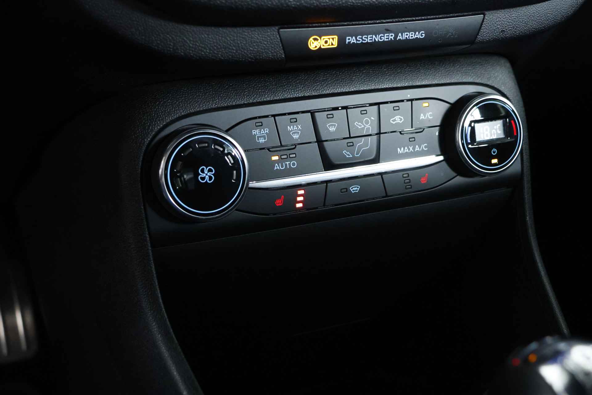 Ford Fiesta 1.0 EcoBoost ST-Line / Navi / CarPlay / Cruisecontrol / Clima - 23/26